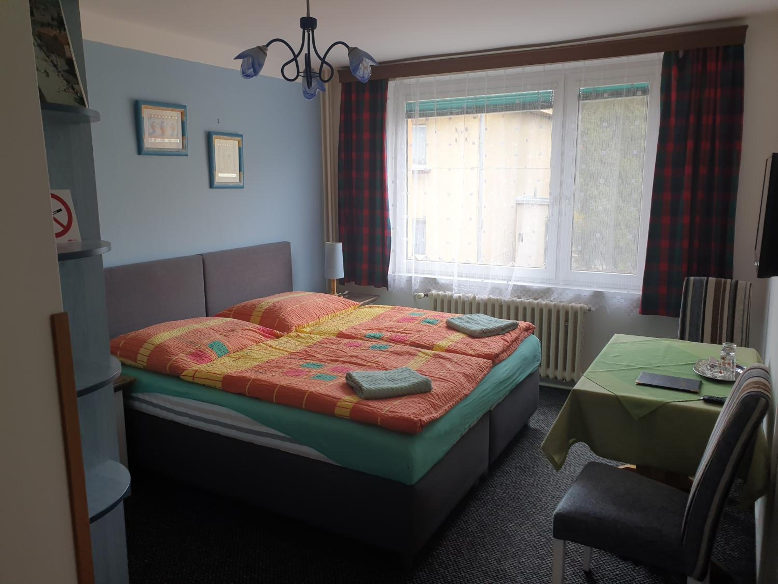 Deluxe Double Room with Shower