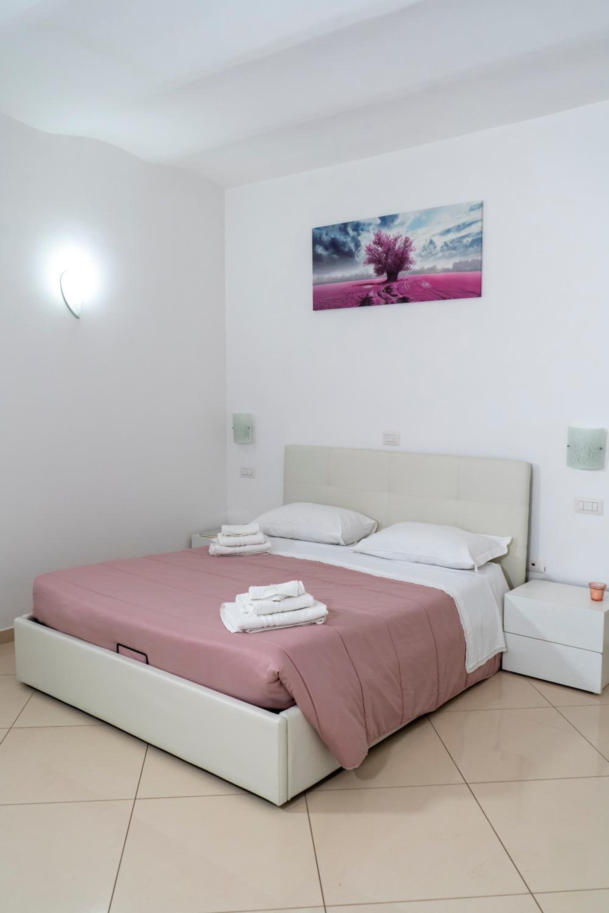 Apartment - Ground Floor - Photo 1