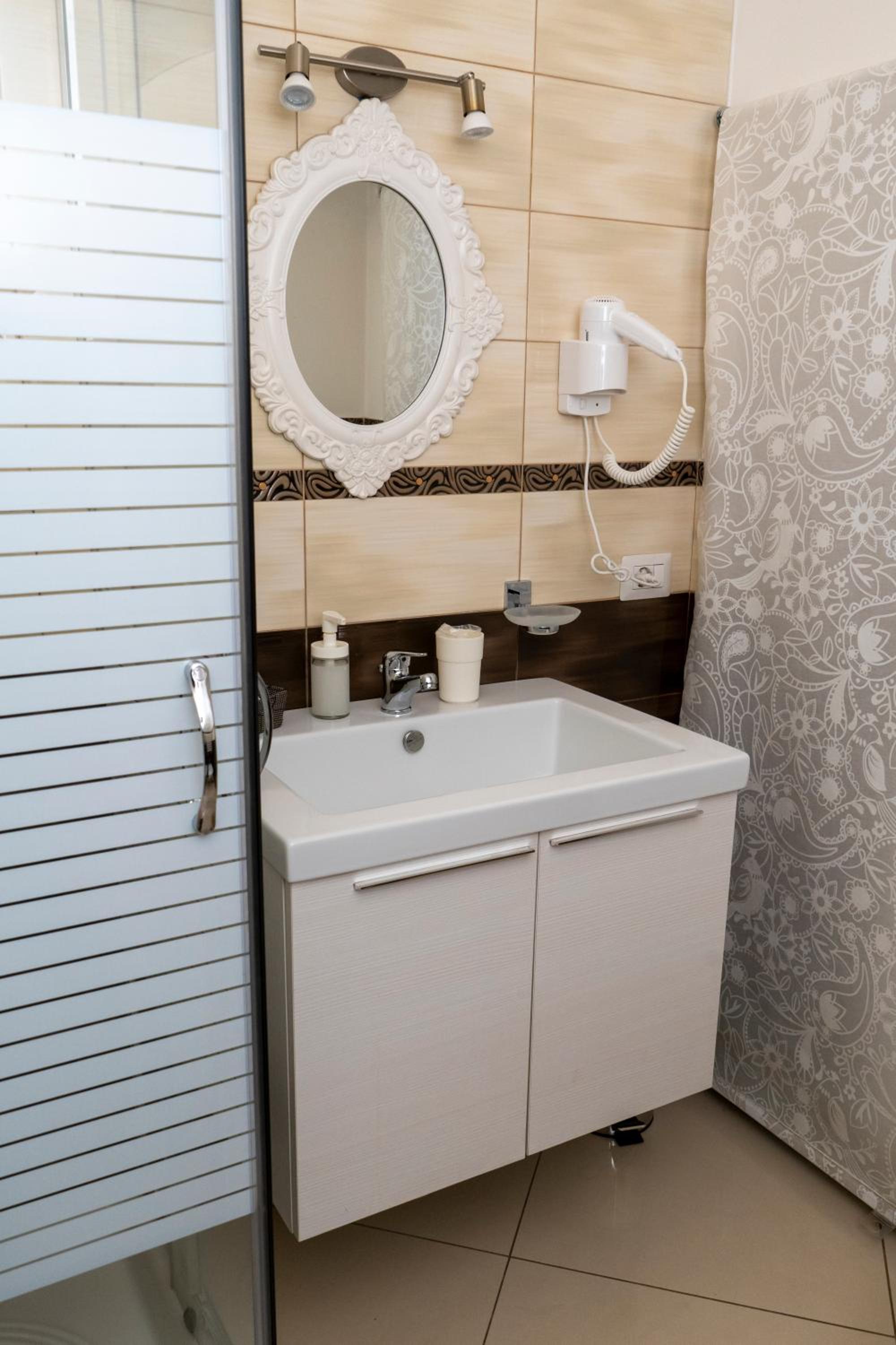 Apartment - Ground Floor - Photo 49