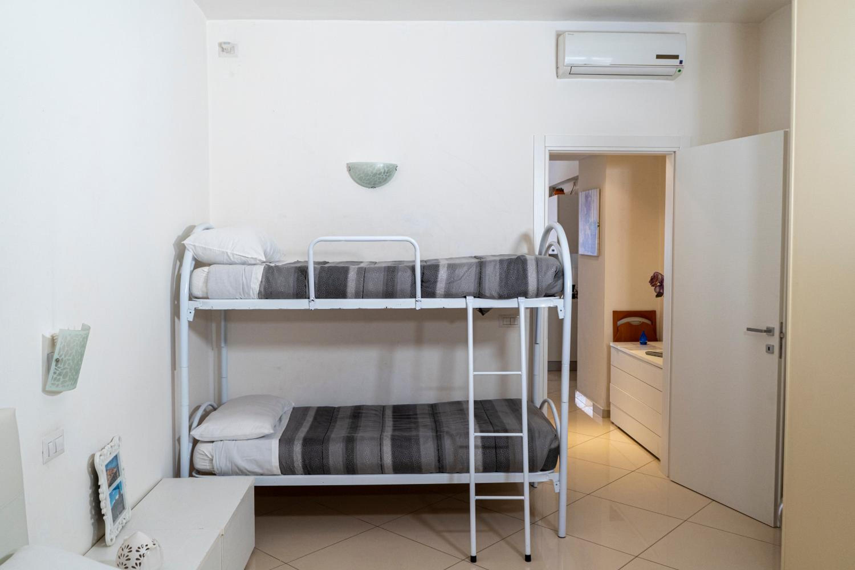 Apartment - Ground Floor - Photo 16