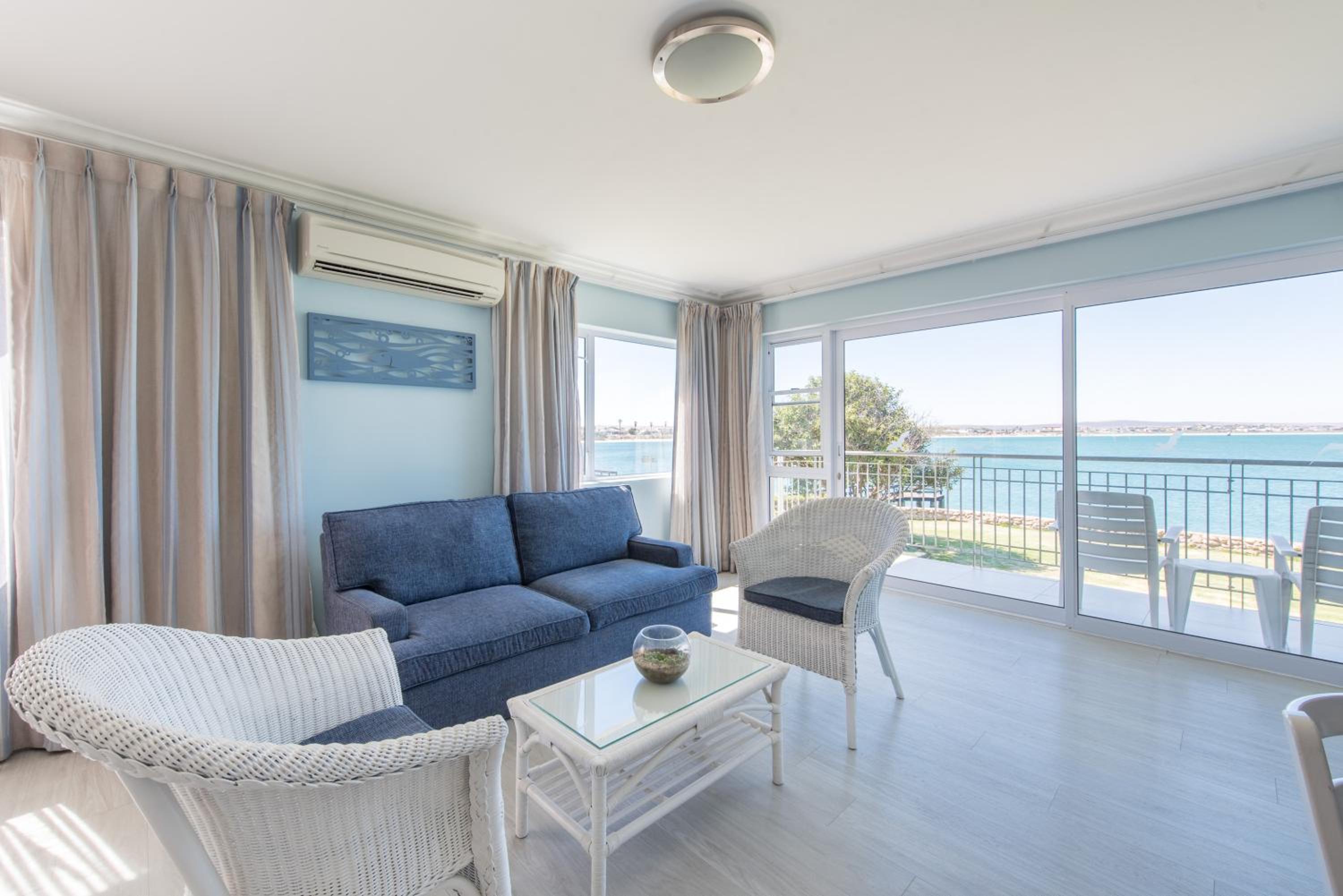 Suite with Sea View - Photo 2