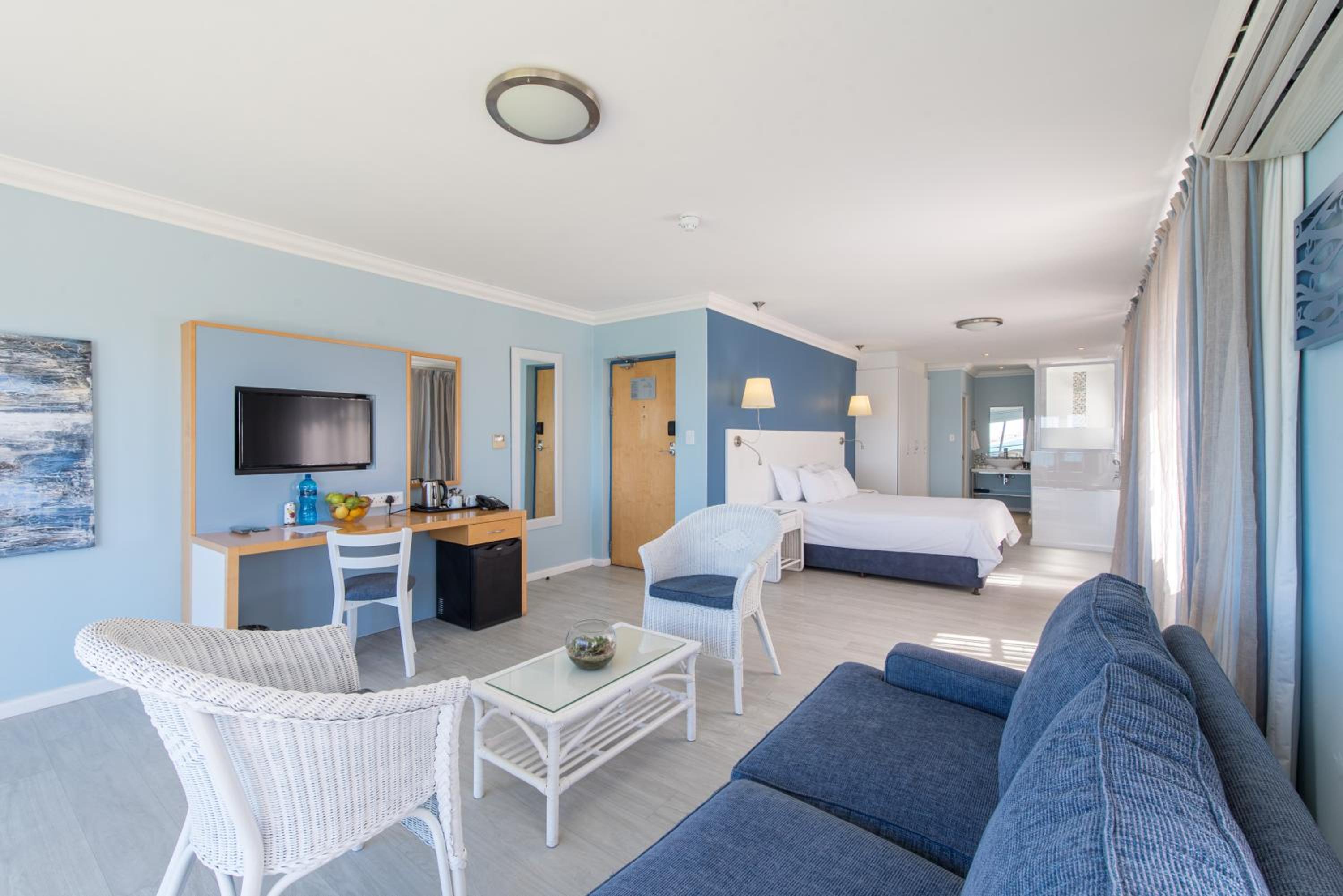 Suite with Sea View - Photo 1