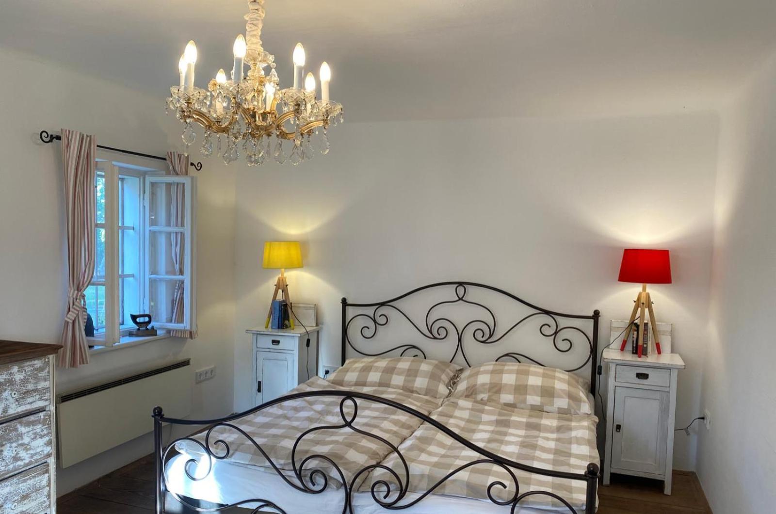 One-Bedroom House photo 1