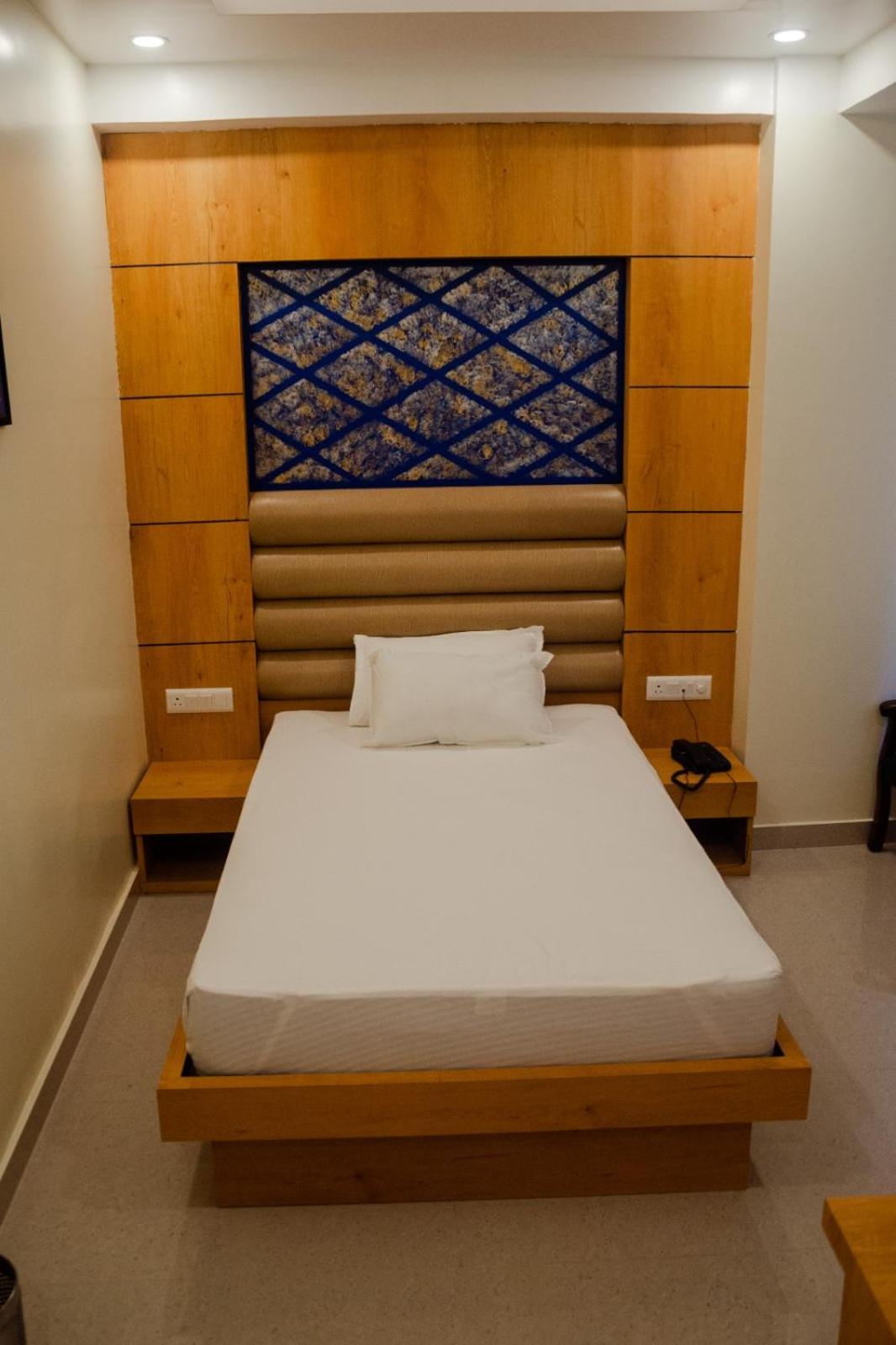 Deluxe Single Room photo 3