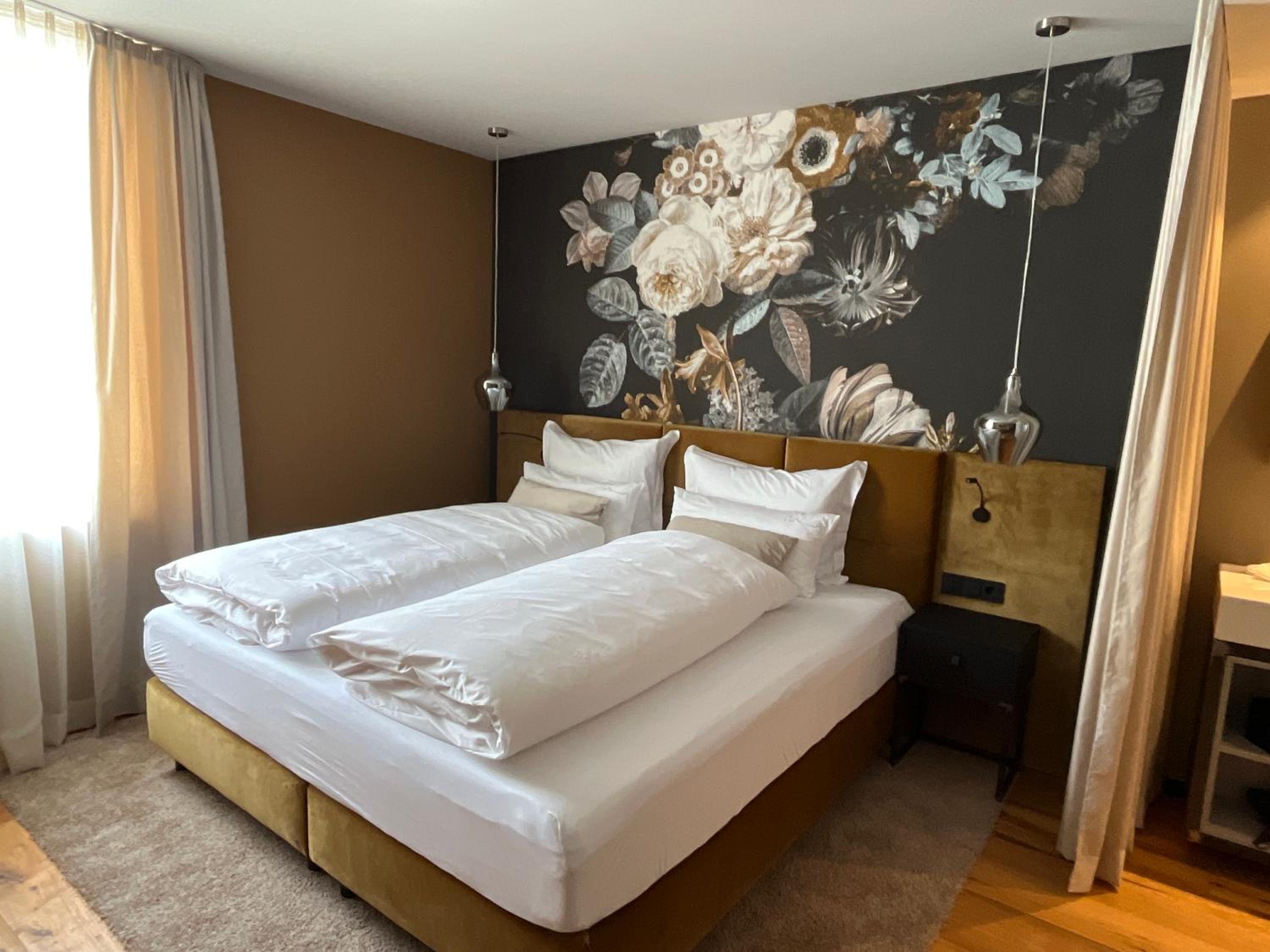 Large Double Room photo 3