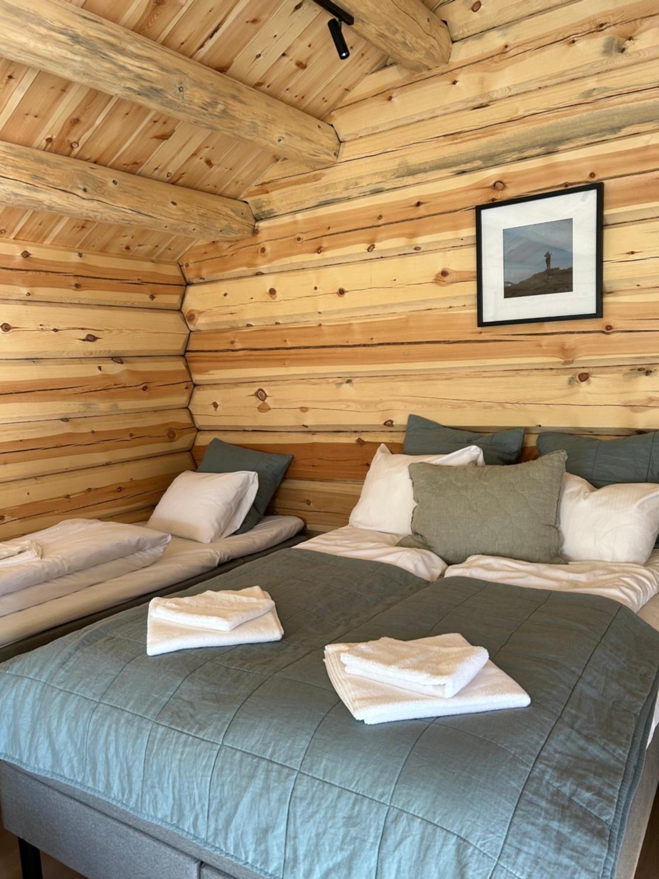 Cottage Shared Bathroom