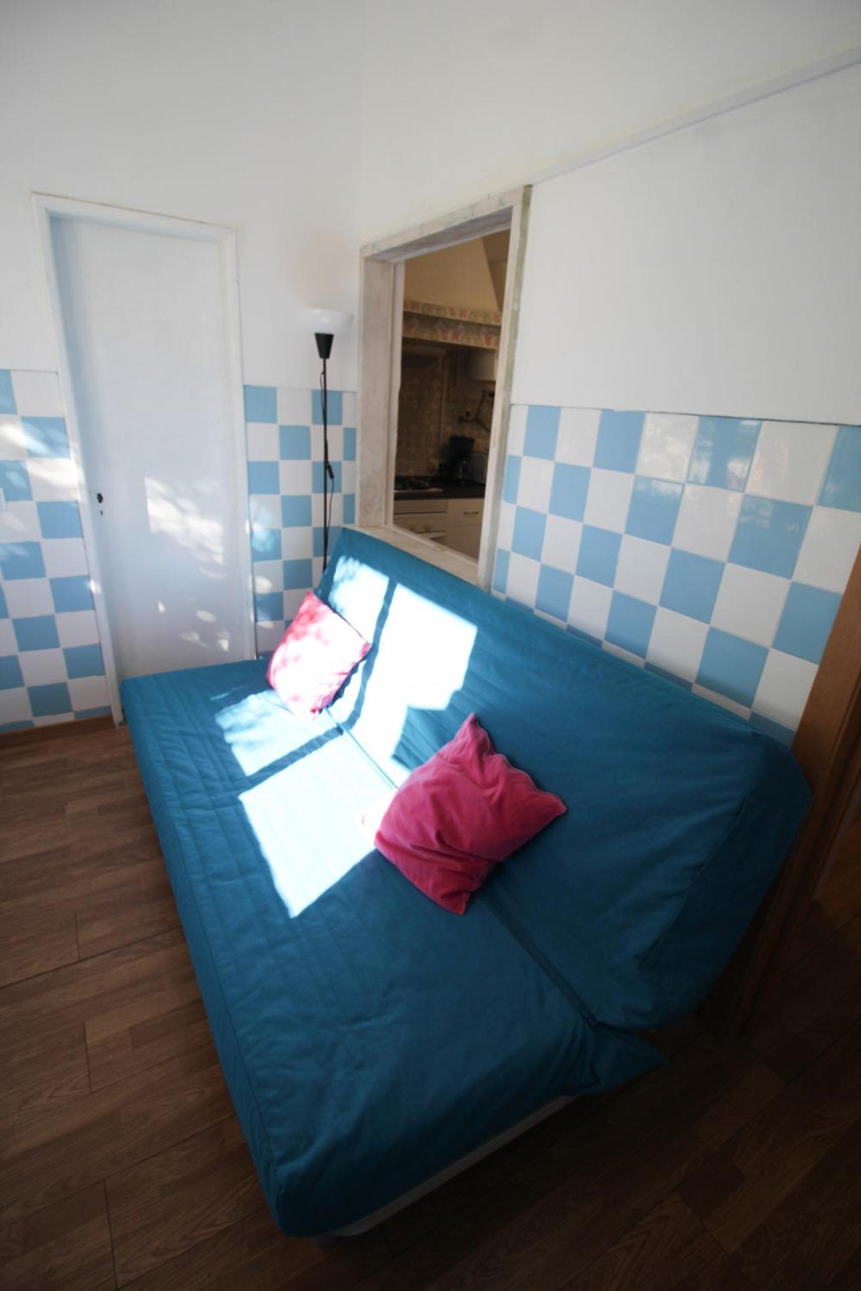 Three-Bedroom Apartment - Photo 13