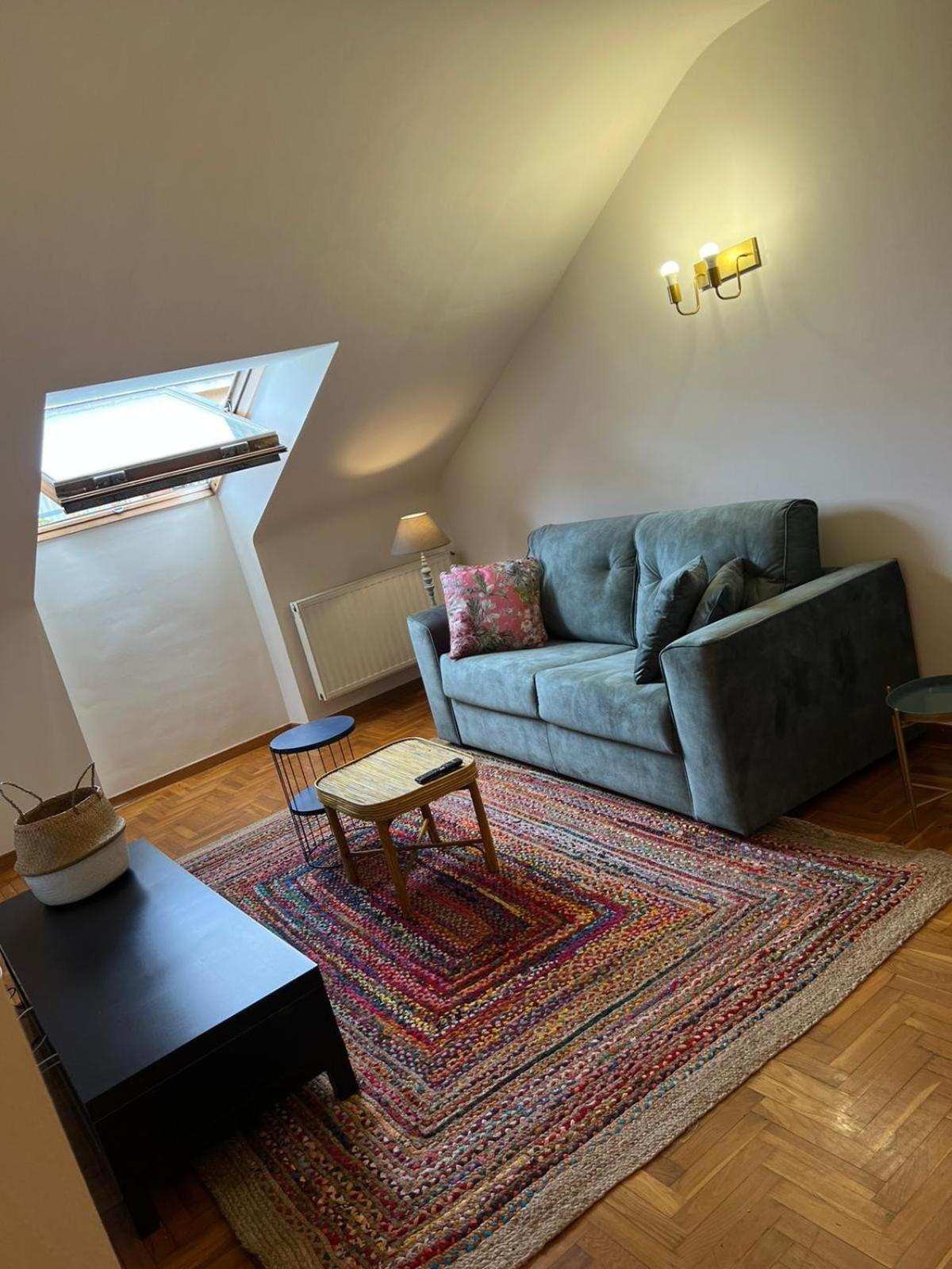 Three-Bedroom Apartment photo 2