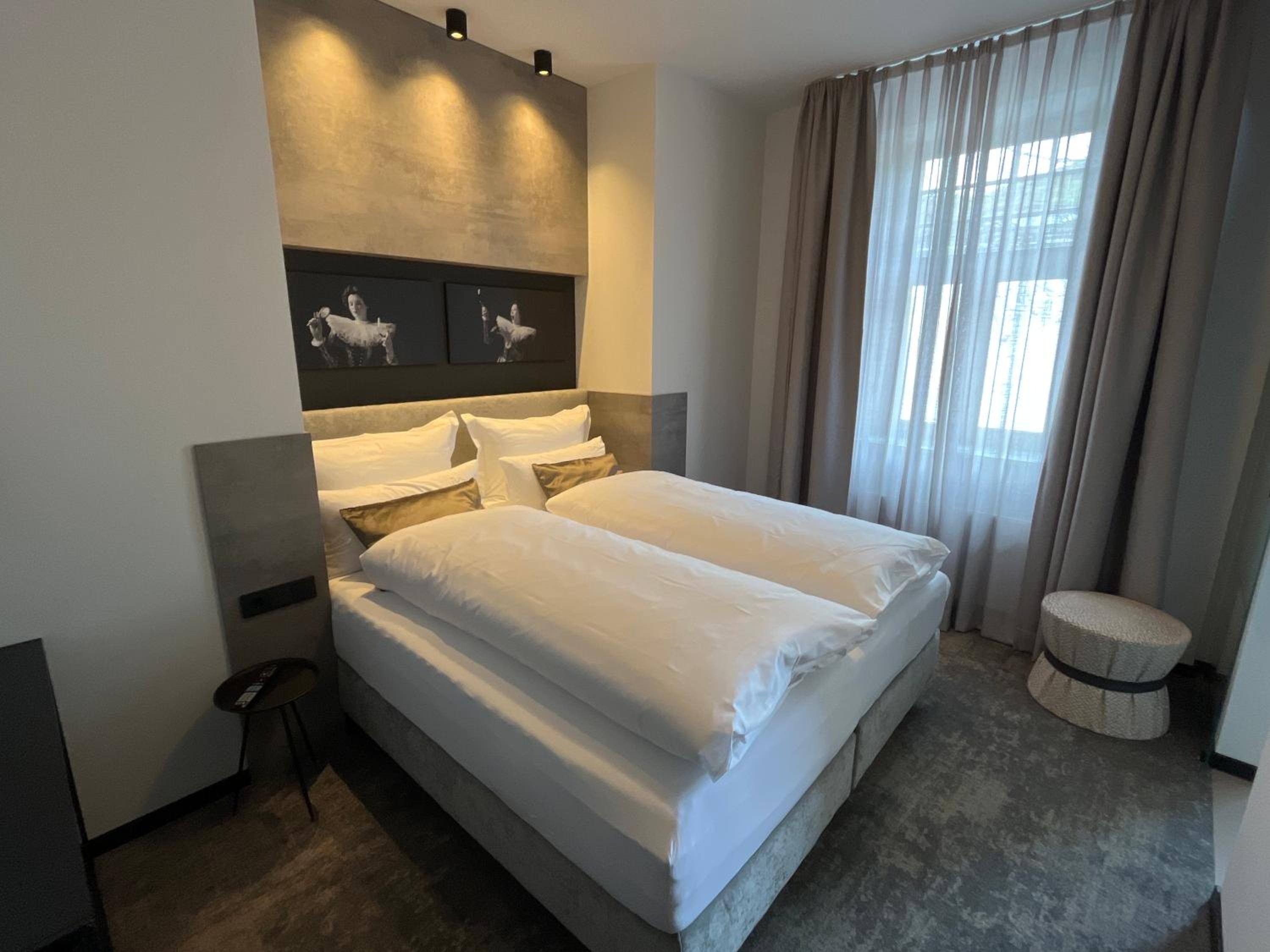 Small Double Room photo 1