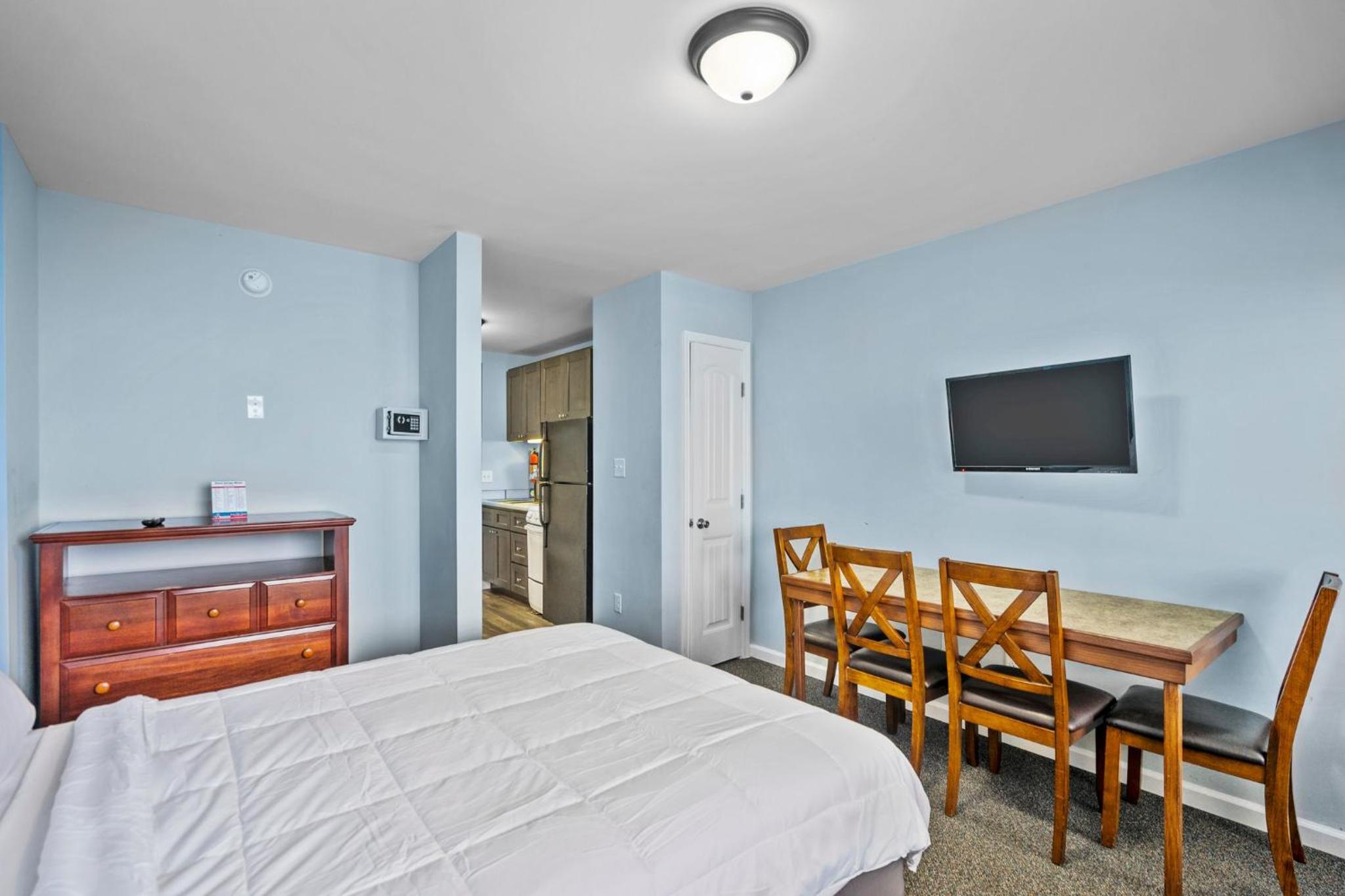 Deluxe Suite photo 3
