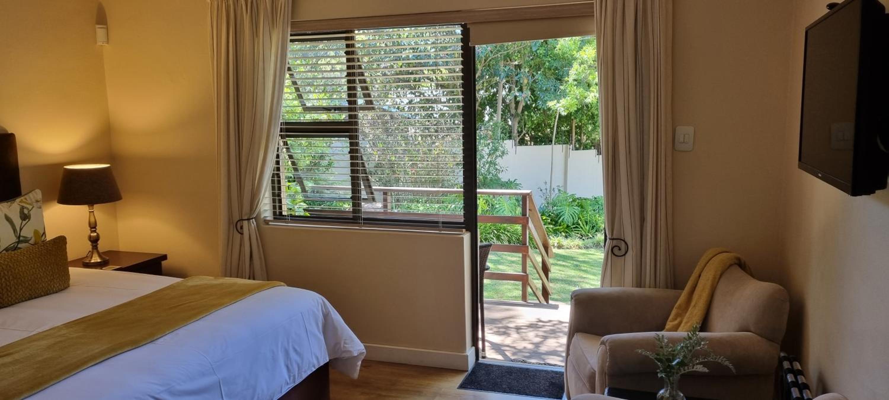 Deluxe Double or Twin Room with Garden View - Photo 4