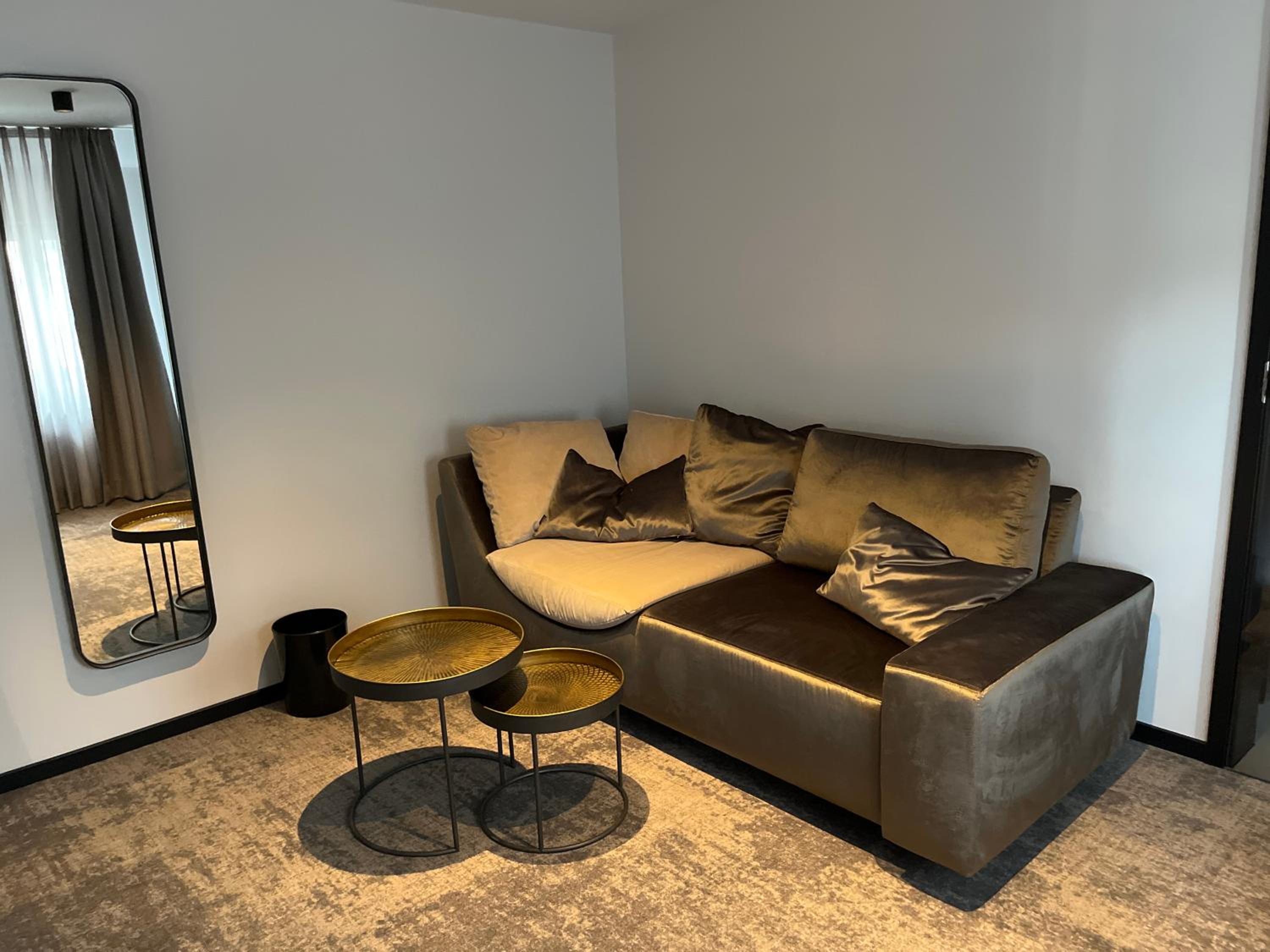 Large Double Room photo 2