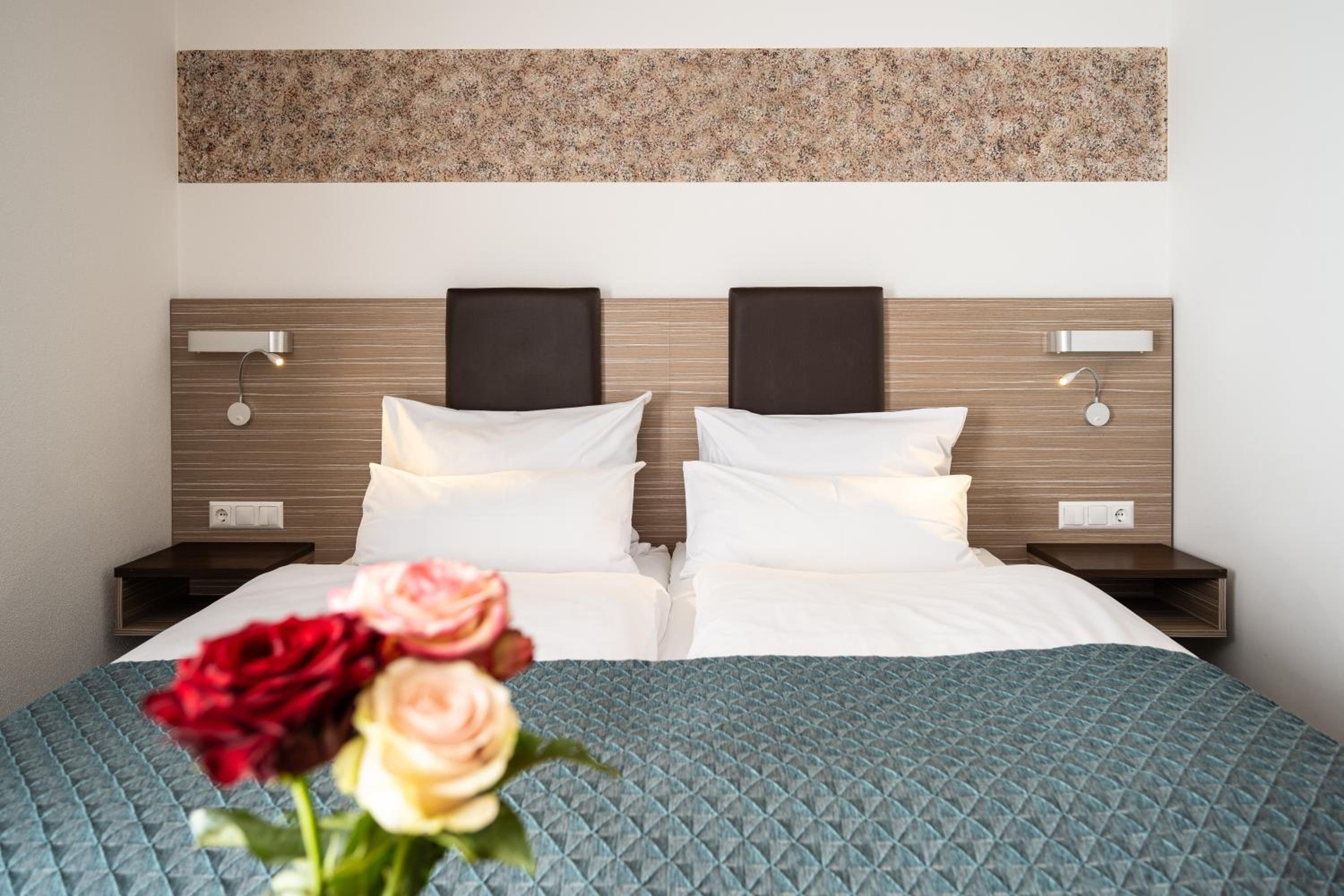 Standard Double Room - Photo 1