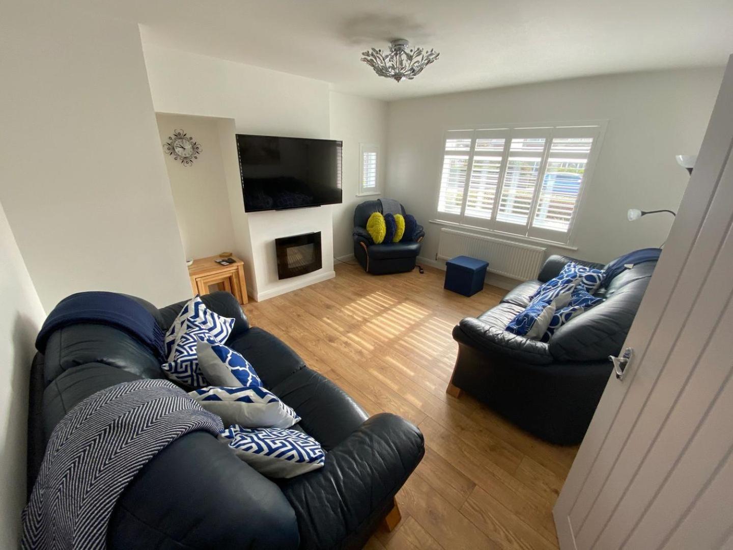 Two-Bedroom House photo 2