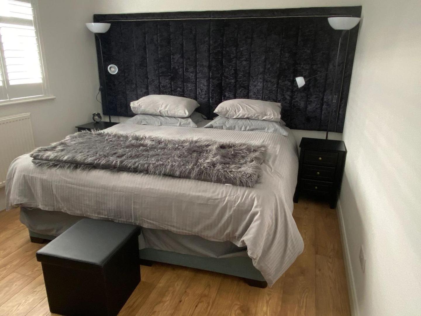 Two-Bedroom House photo 3