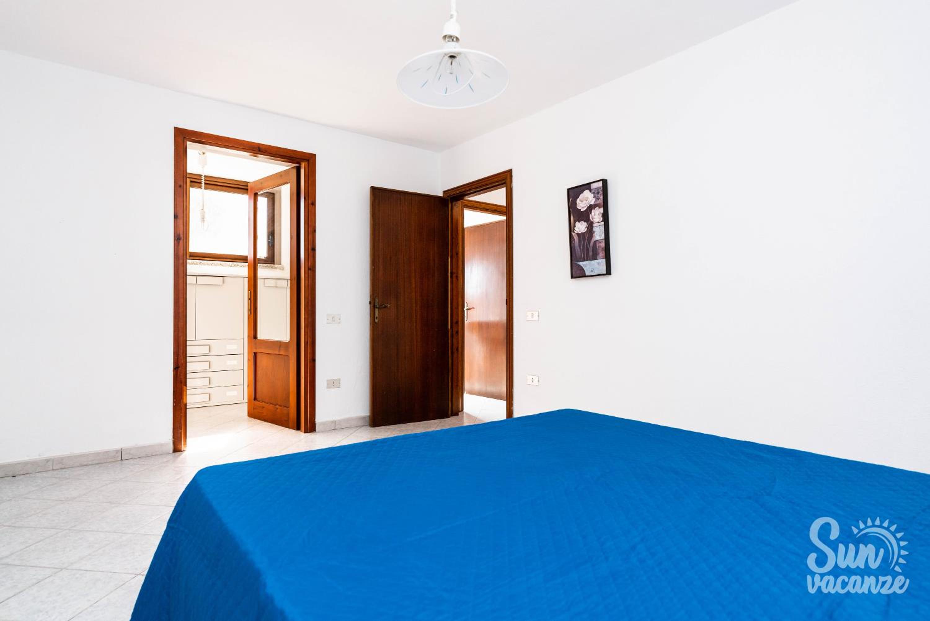 Two-Bedroom Deluxe Apartment with Garden View