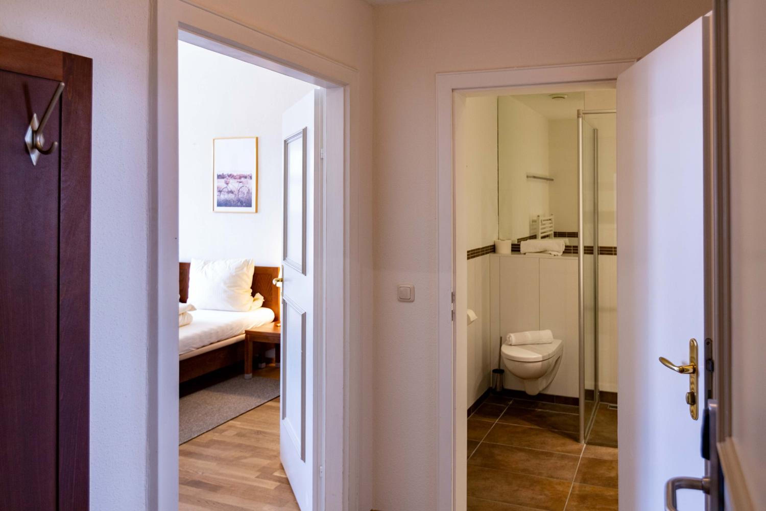 Double Room - Photo 13