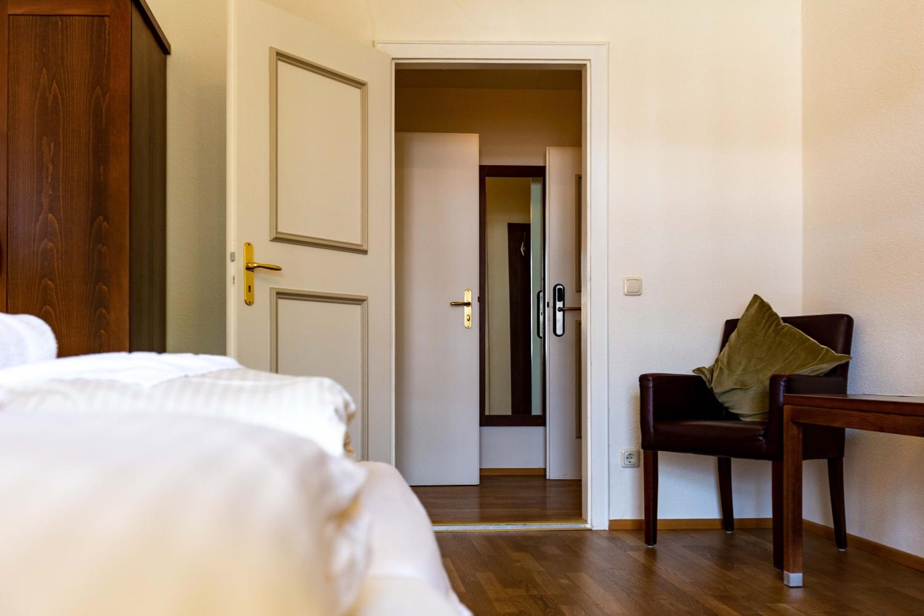 Double Room - Photo 2