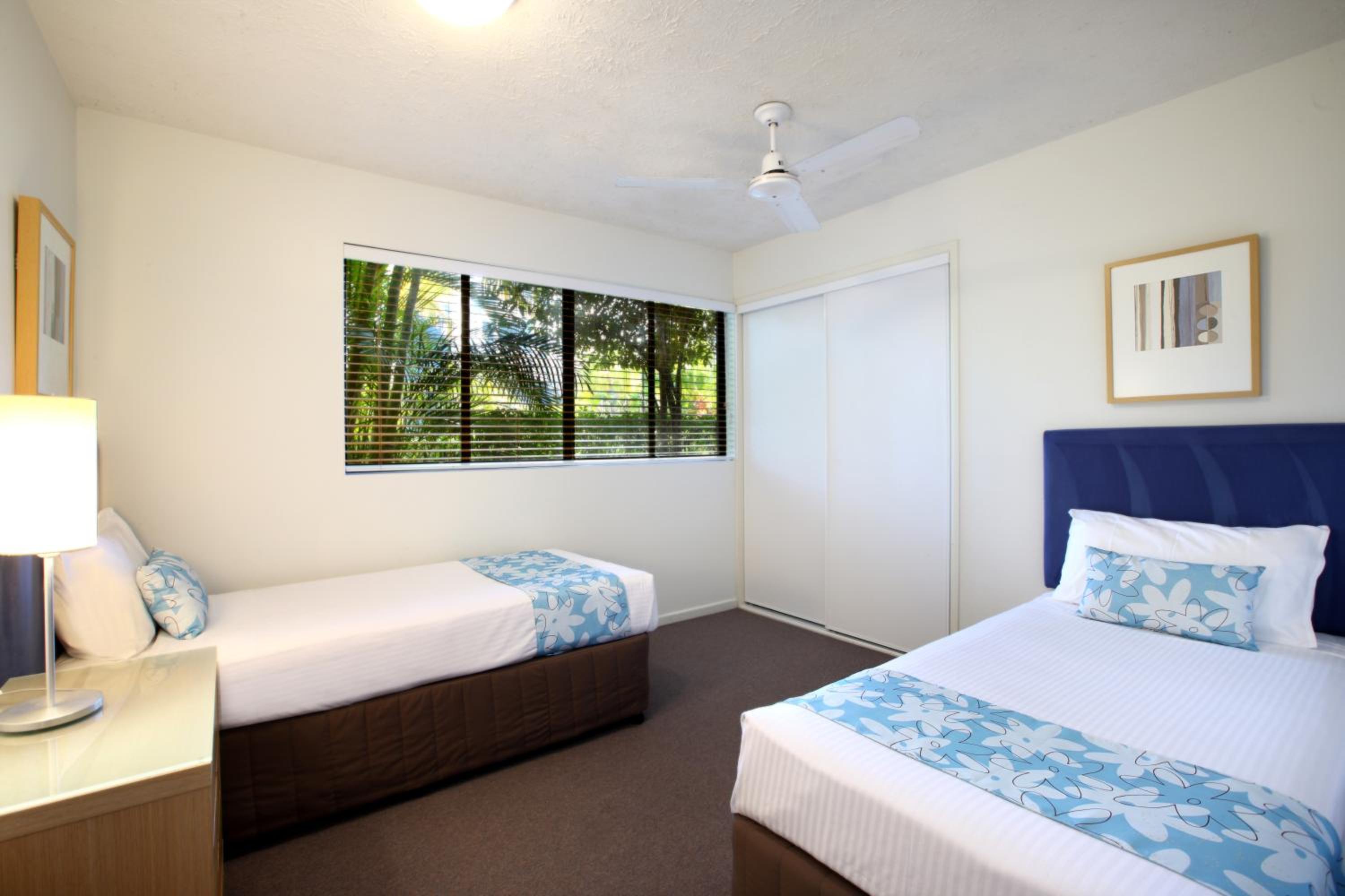 Two-Bedroom Apartment with Balcony photo 2