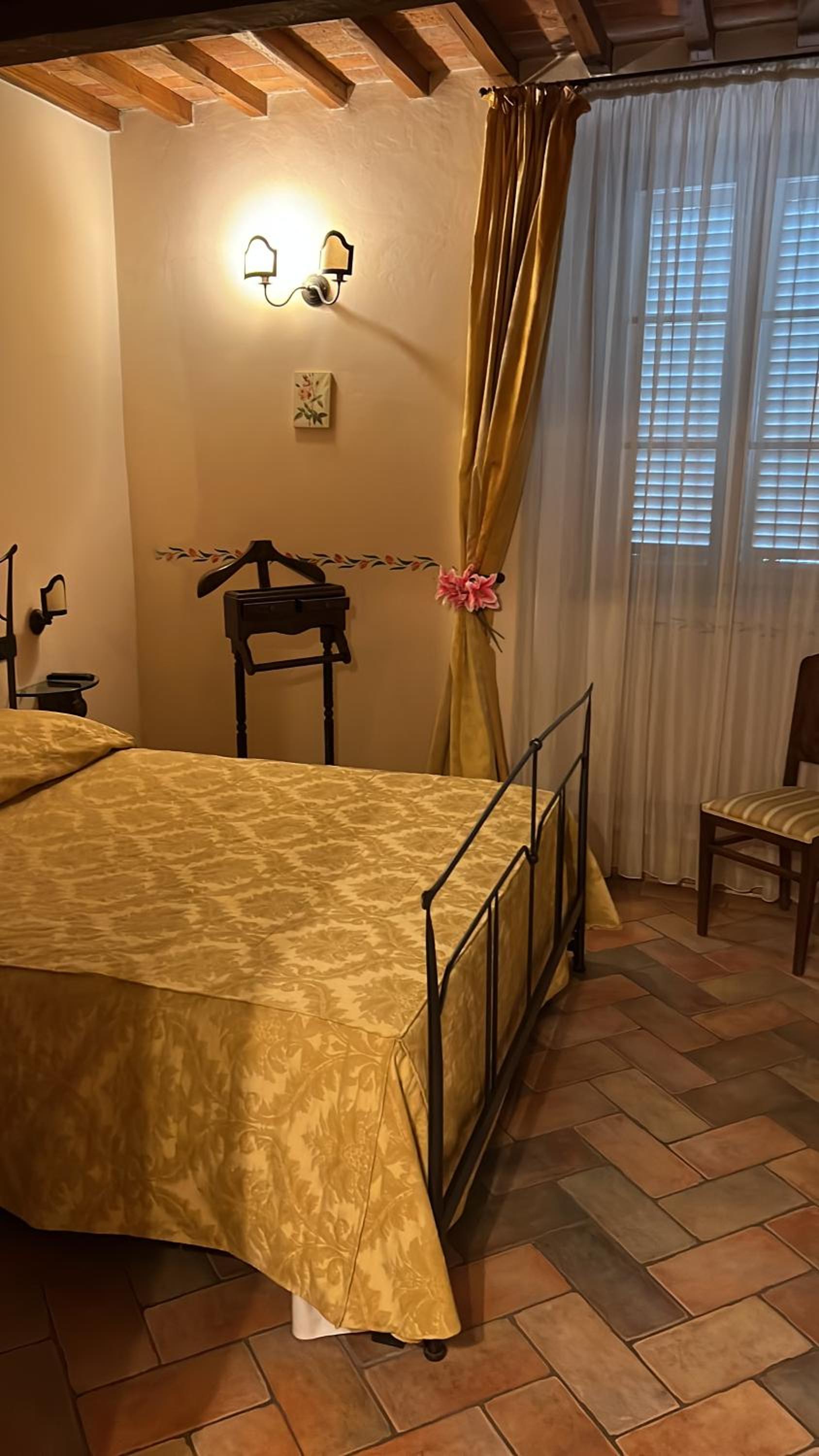 Double Room - Photo 7