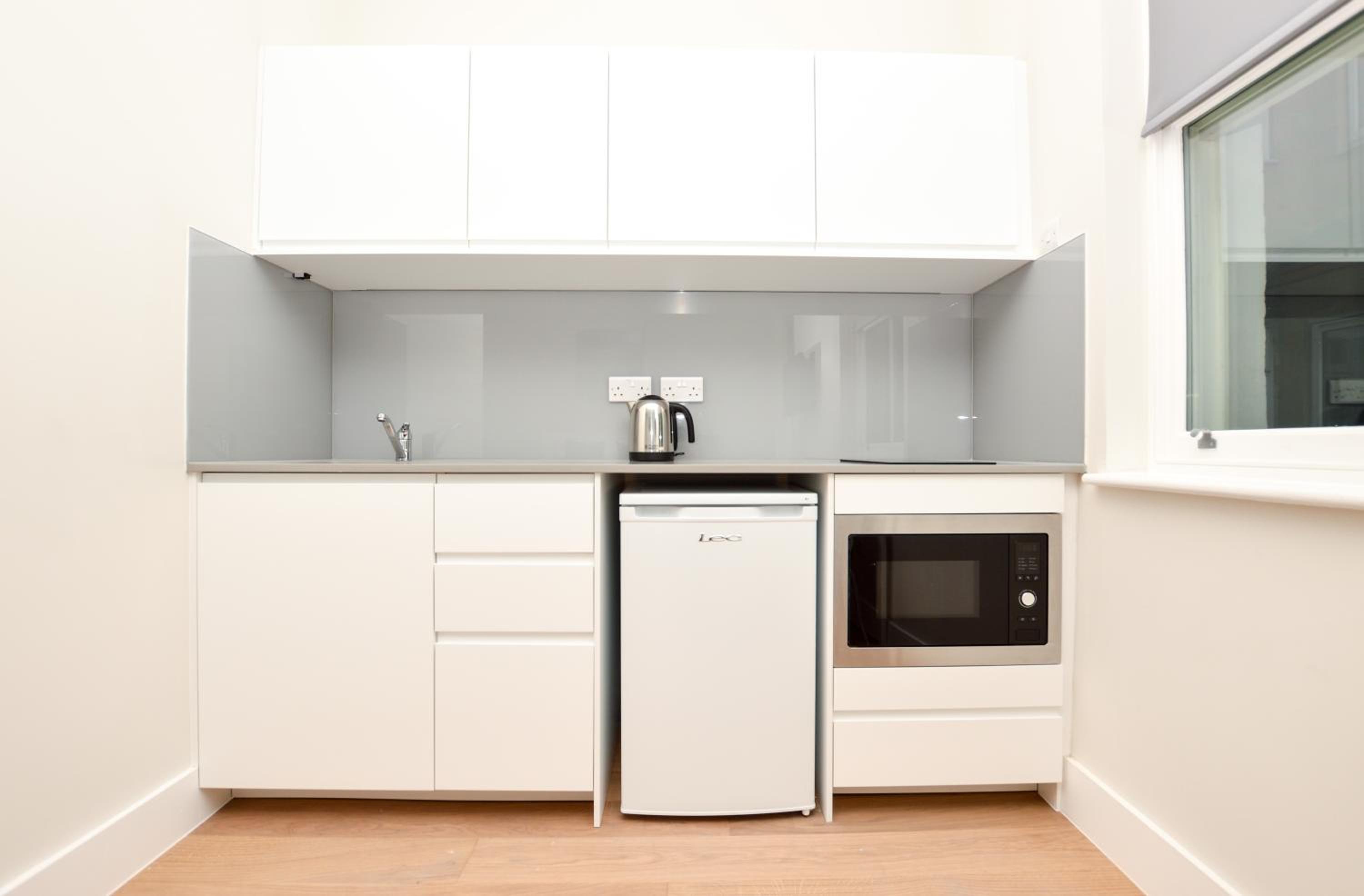 Studio Apartment photo 2