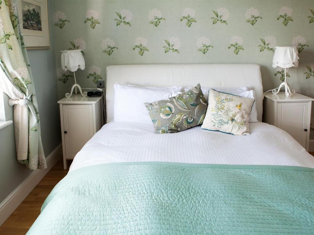 Double Room with Private Bathroom - Photo 1