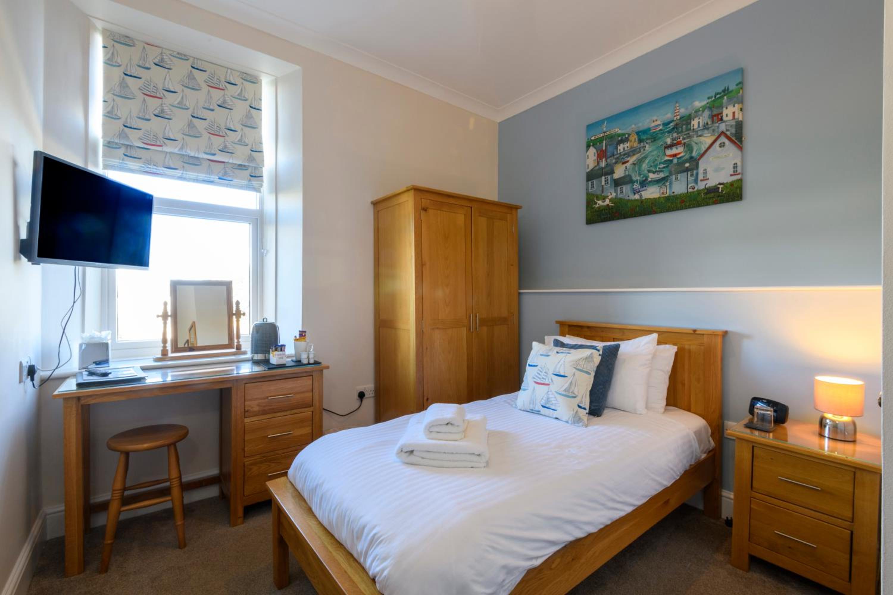 Single Room with Beach View