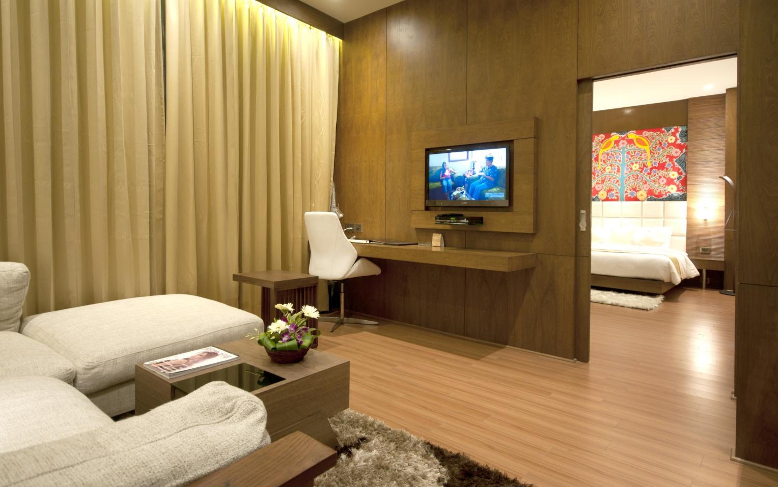 Suite Room (NON SMOKING)