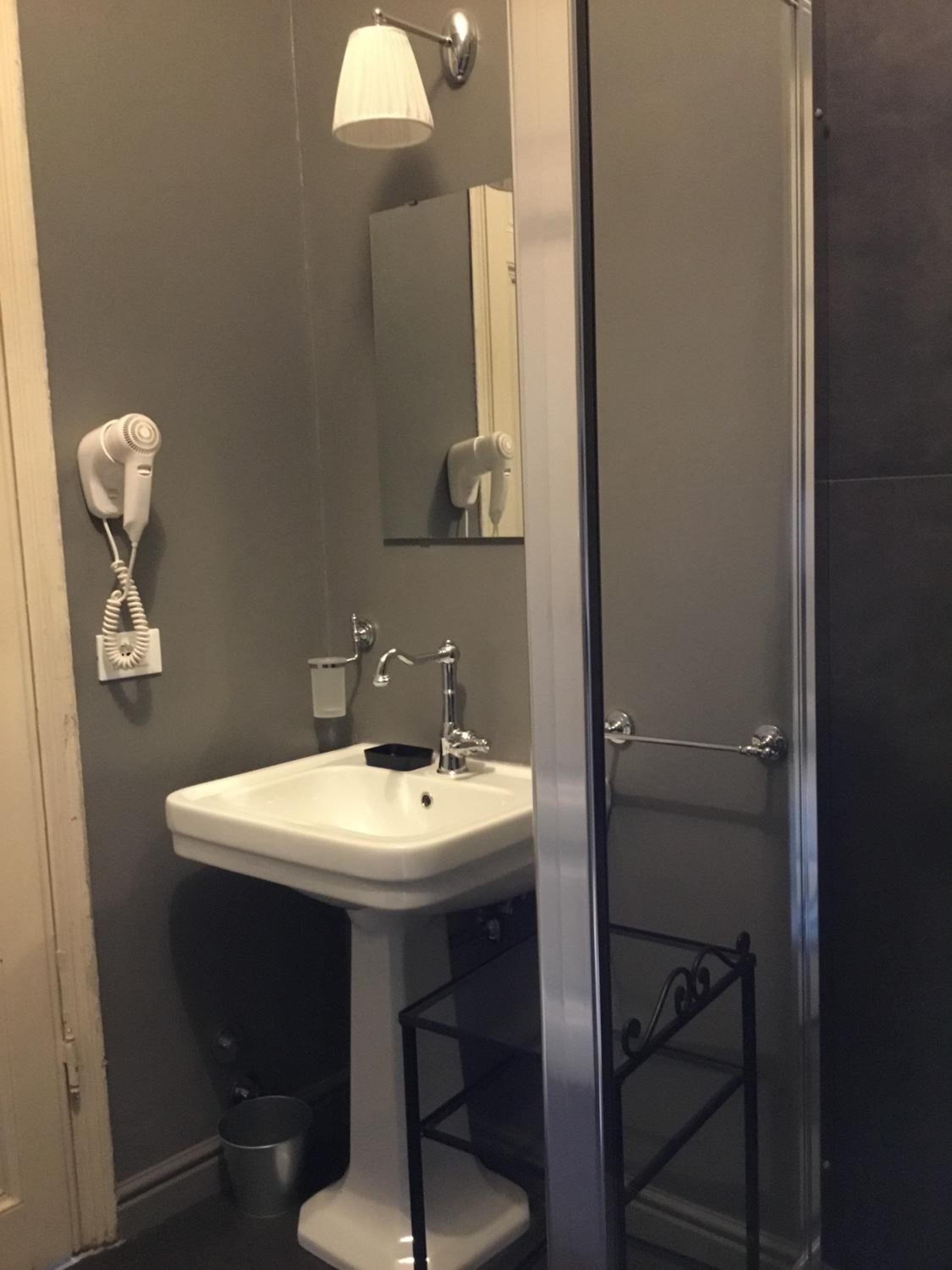 Superior Quadruple Room photo 3