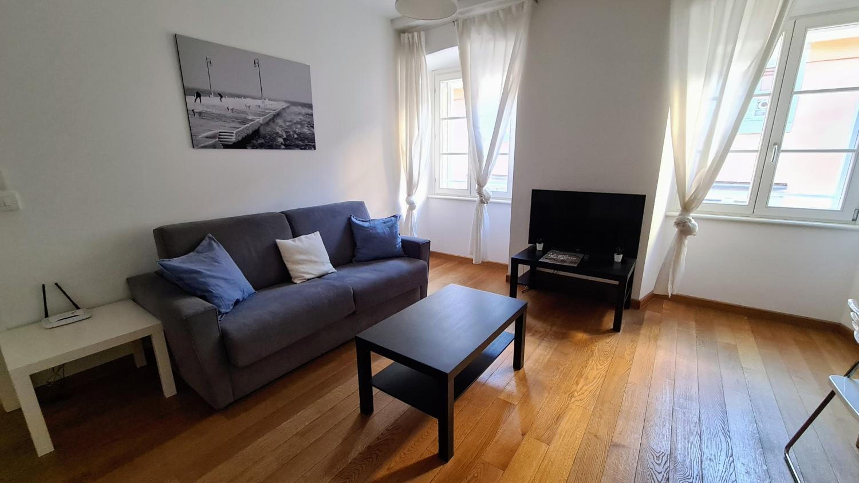 One-Bedroom Apartment - Photo 5