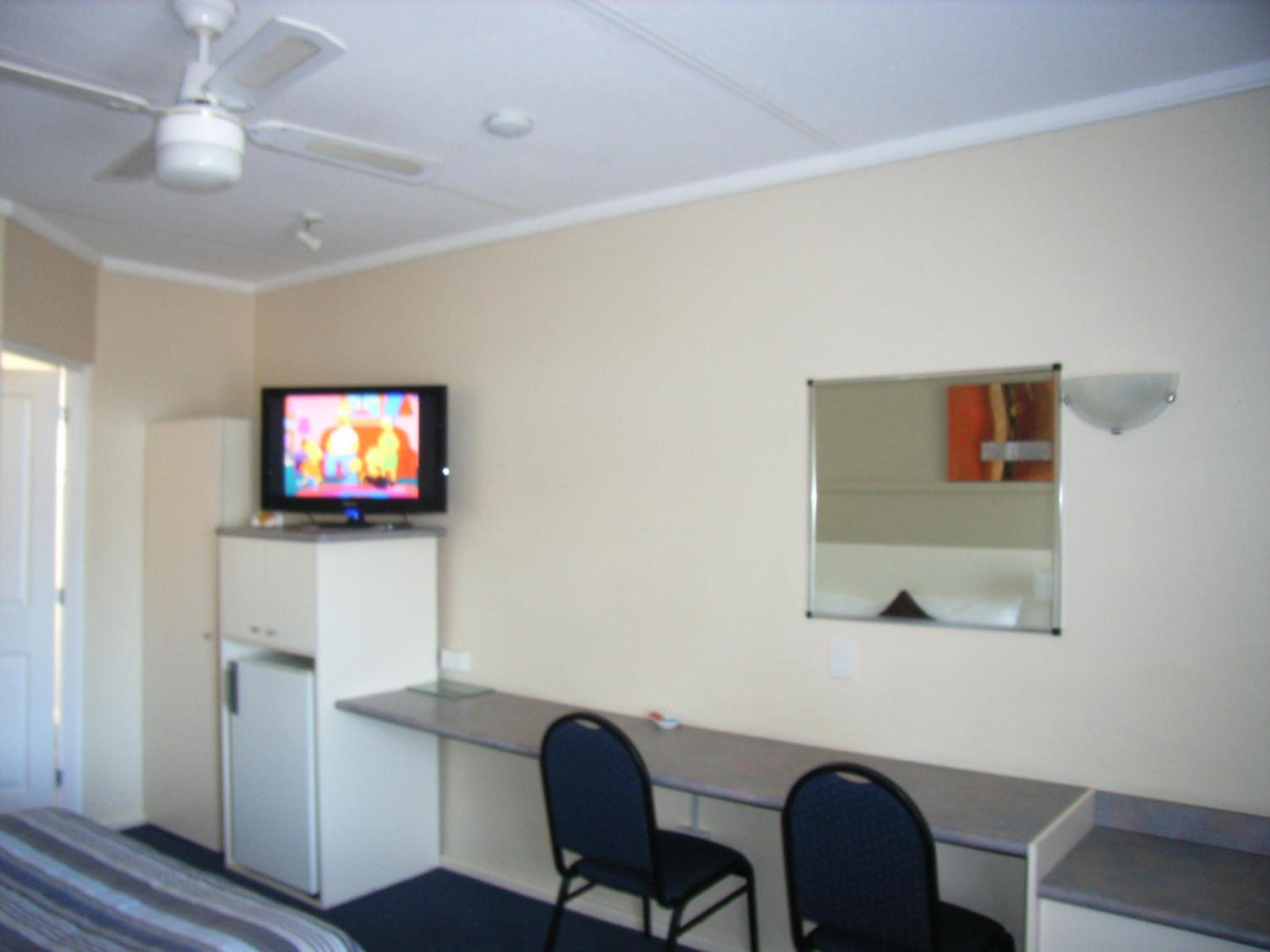 Standard Twin Room photo 3