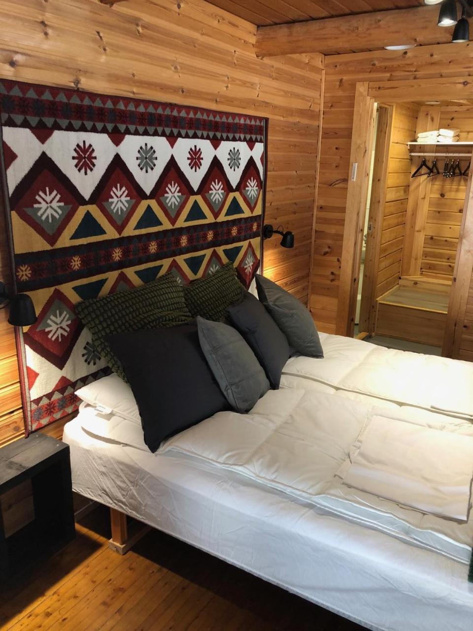 Small Double Room - Photo 1