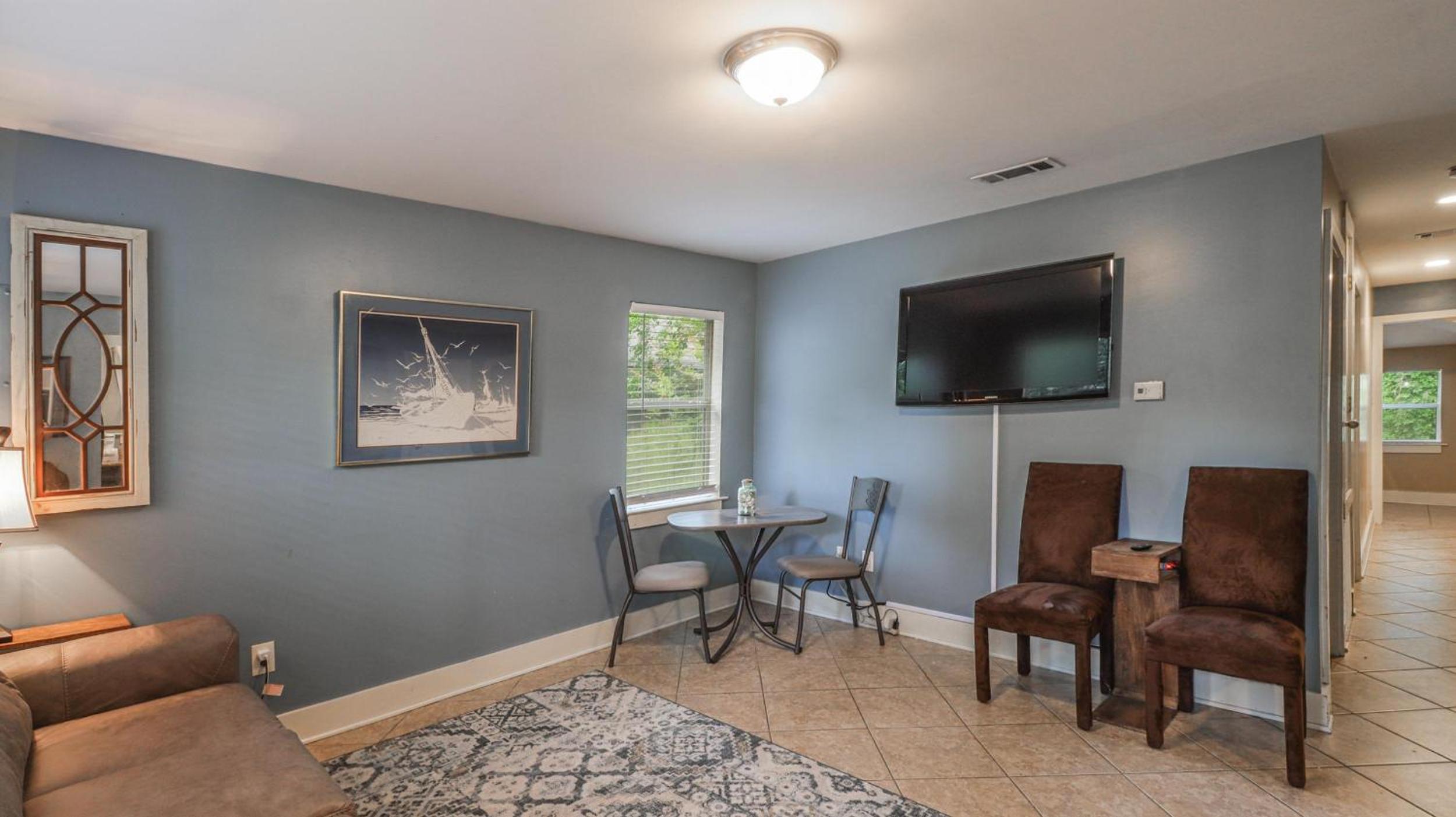 Two-Bedroom Holiday Home photo 2