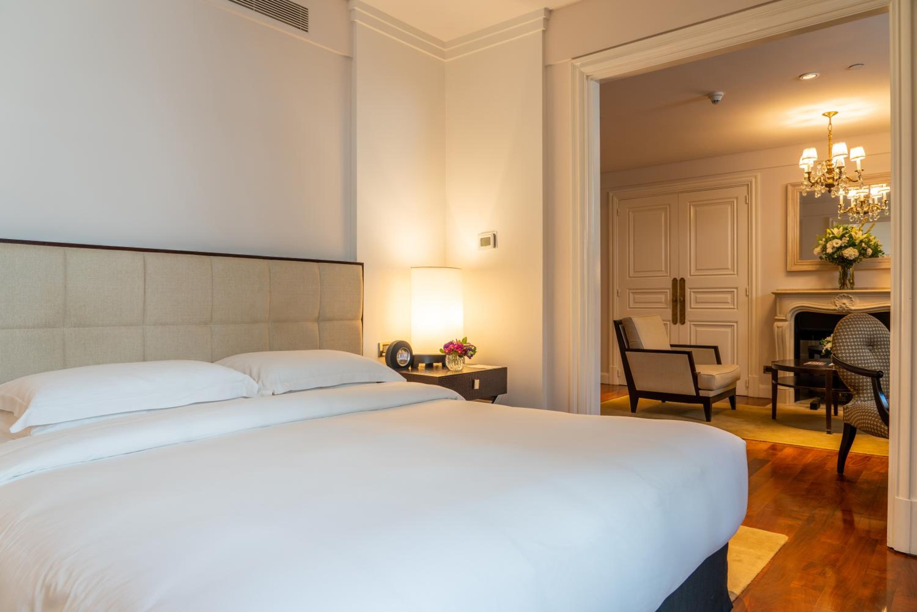 One-Bedroom Palace Suite