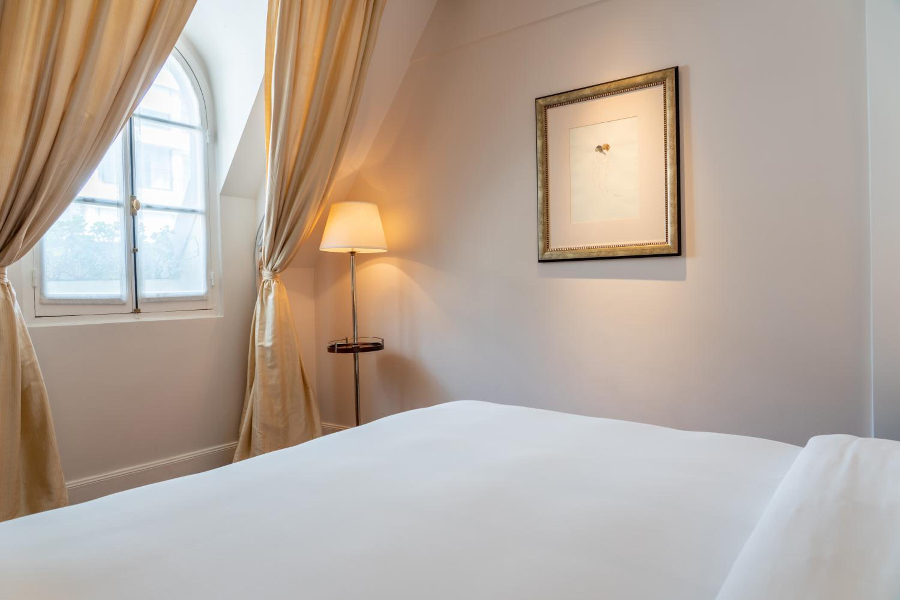 One-Bedroom Palace Suite
