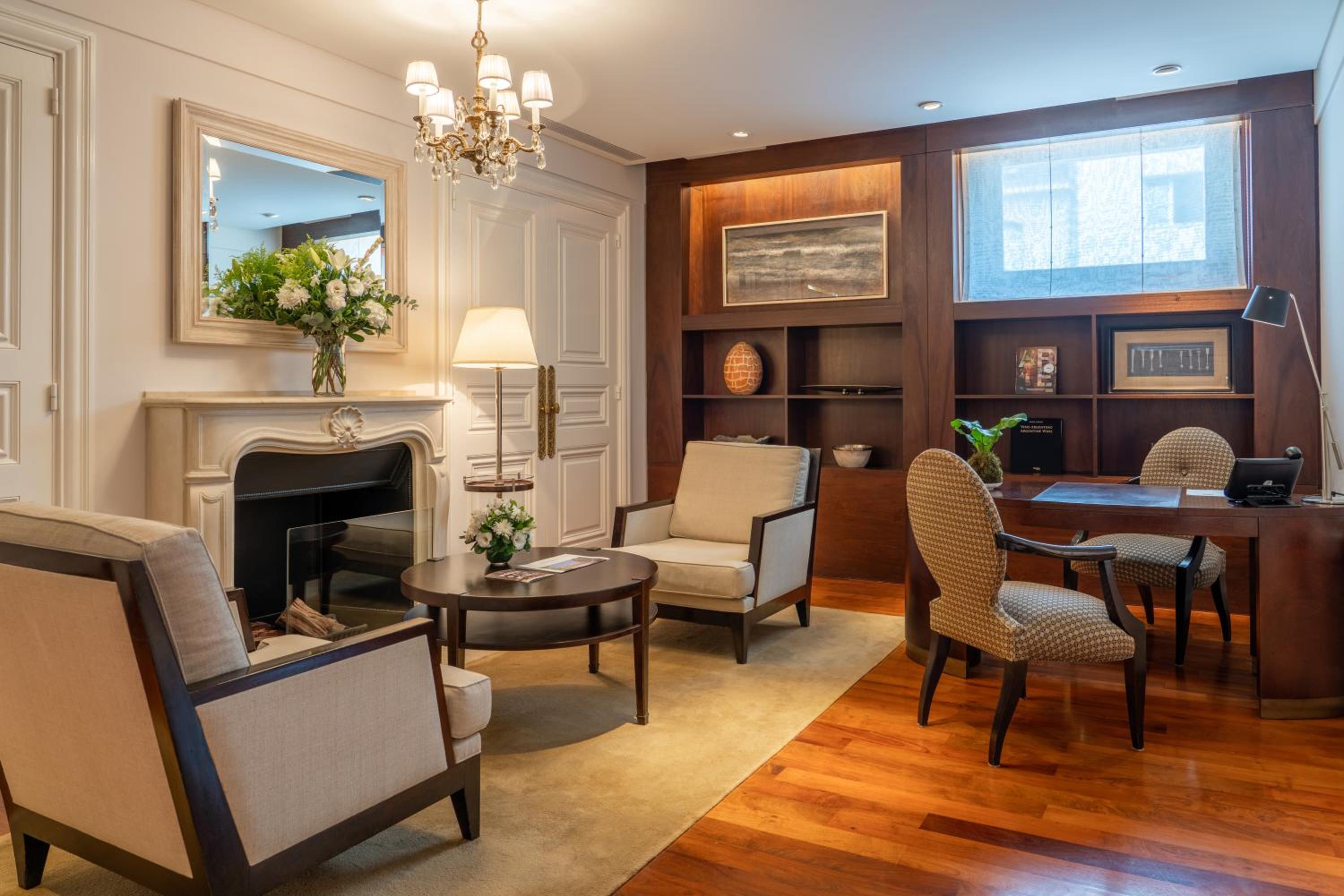 One-Bedroom Palace Suite