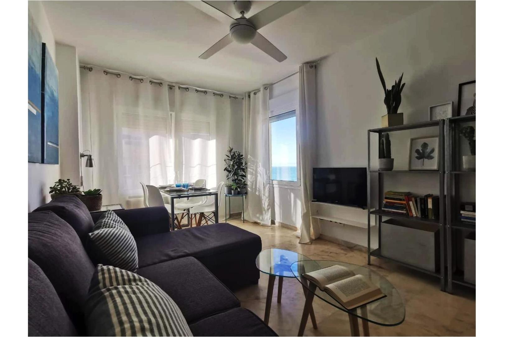 Apartamento con vista al mar