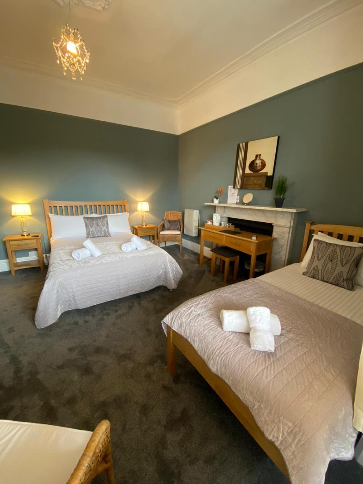 Superior Double or Twin Room photo 3
