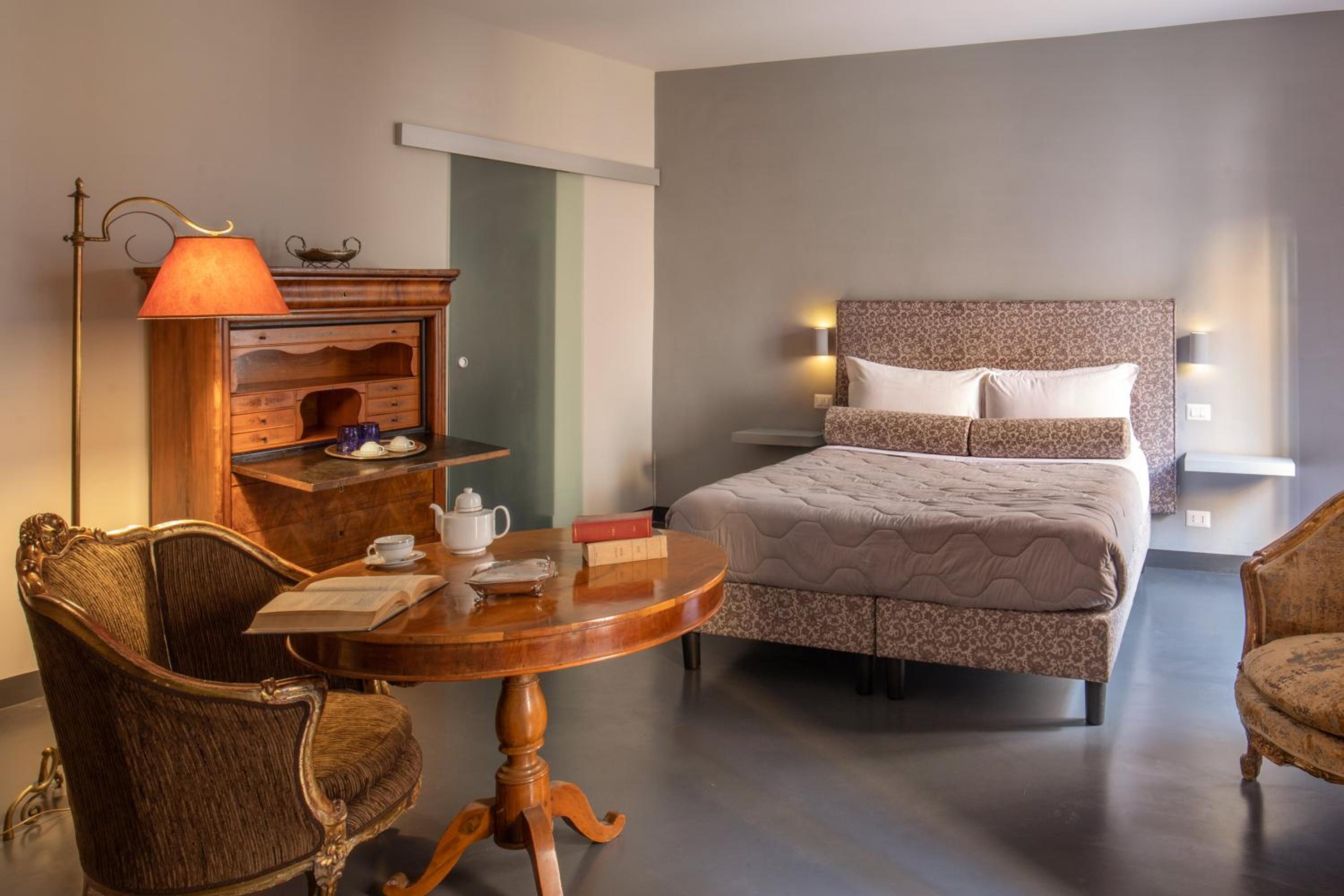 Deluxe Room photo 1