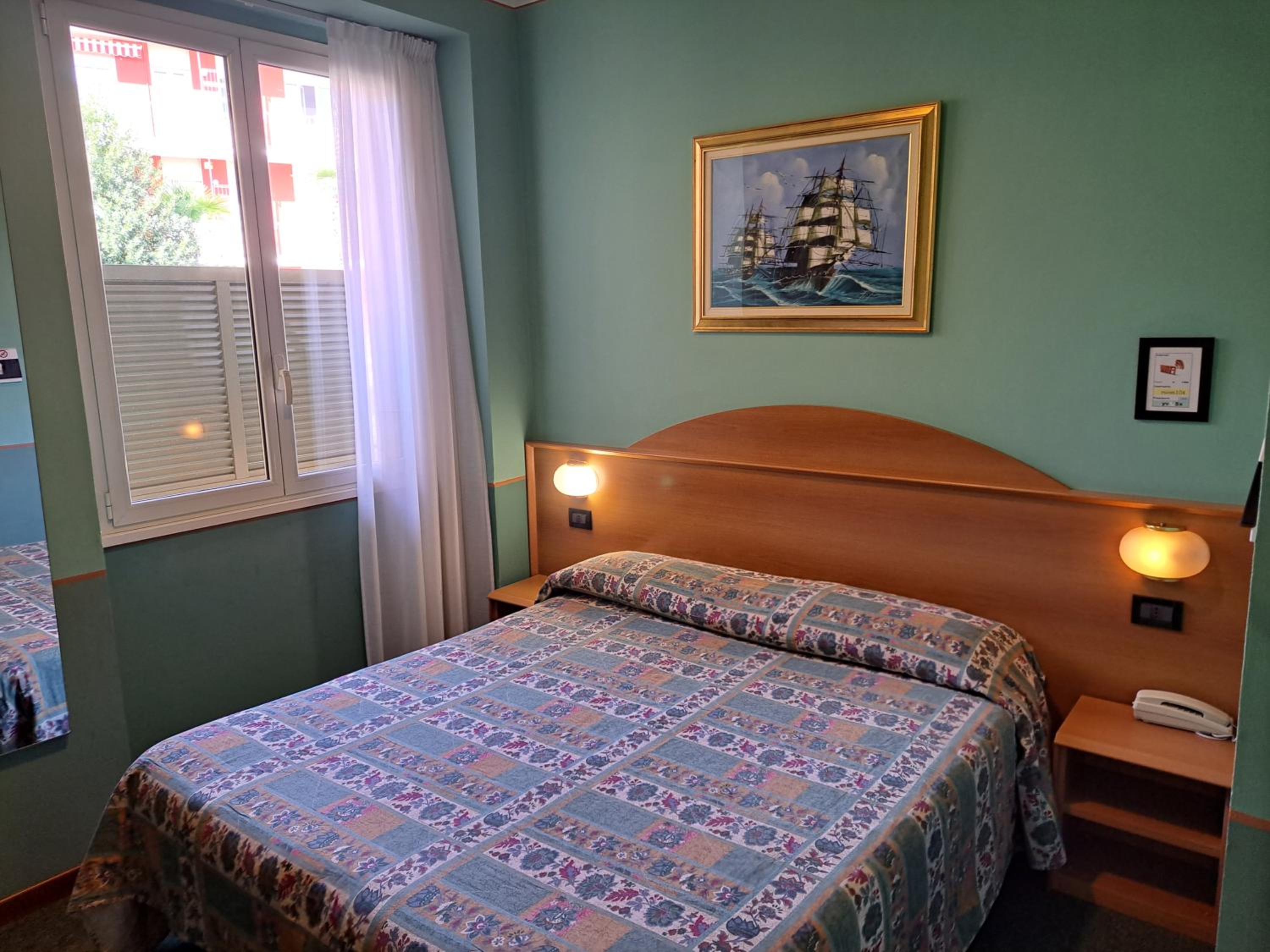 Economy Double or Twin Room - Ground Floor - Photo 1