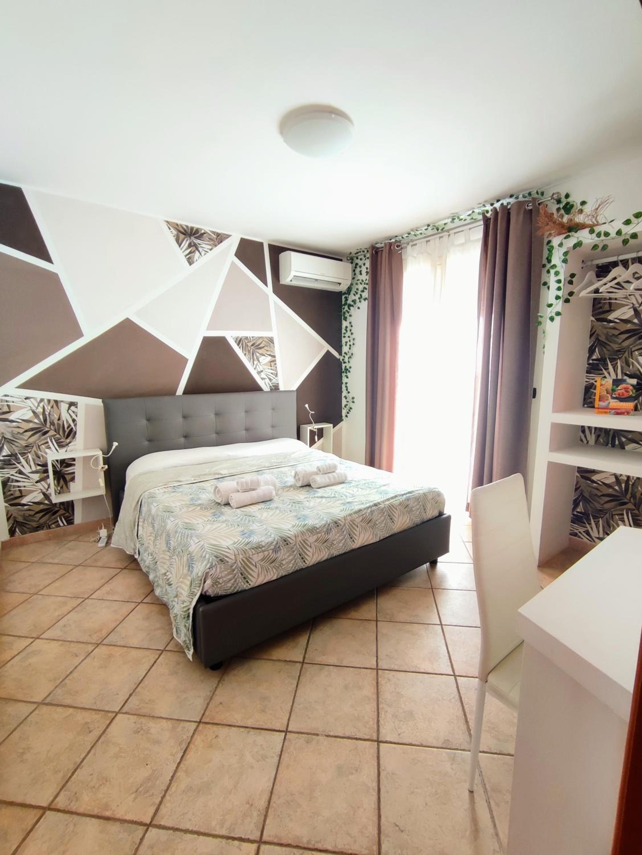 King Room with Balcony photo 2