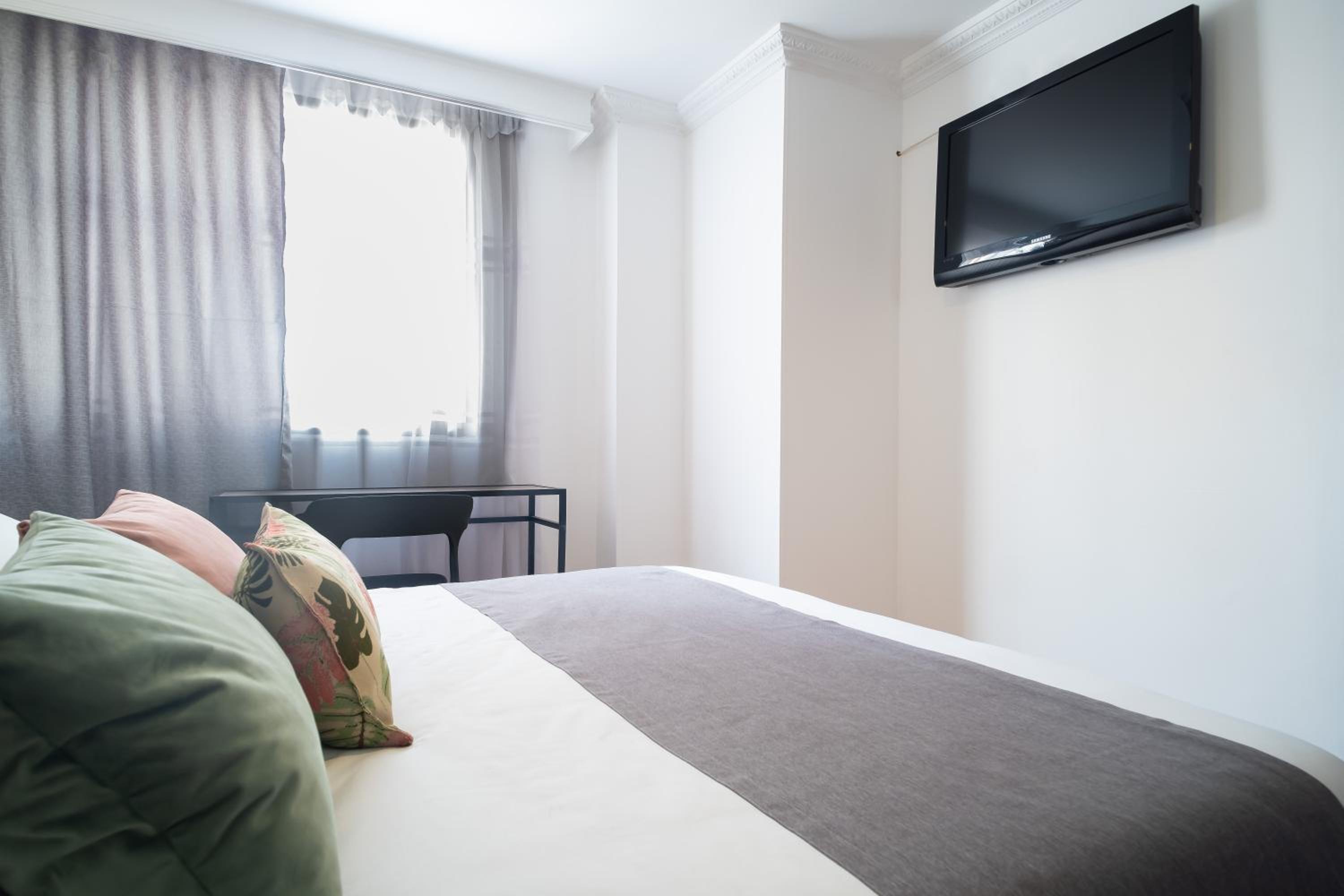 Superior Queen Room photo 1