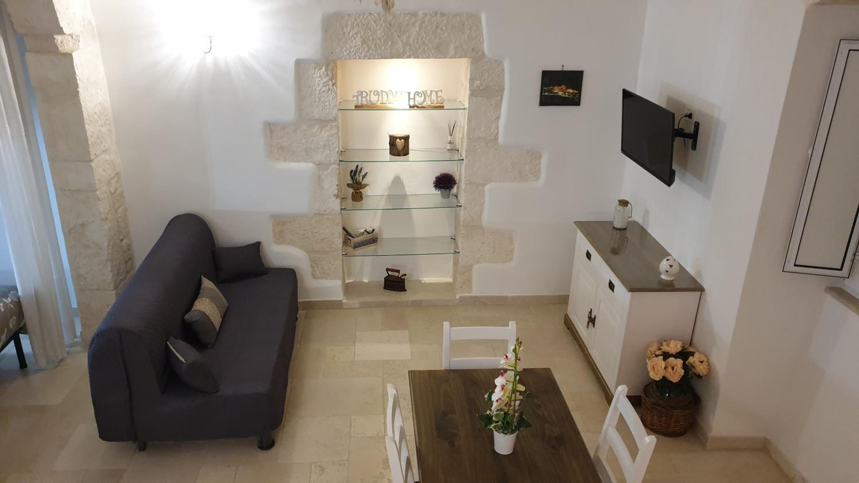 One-Bedroom House