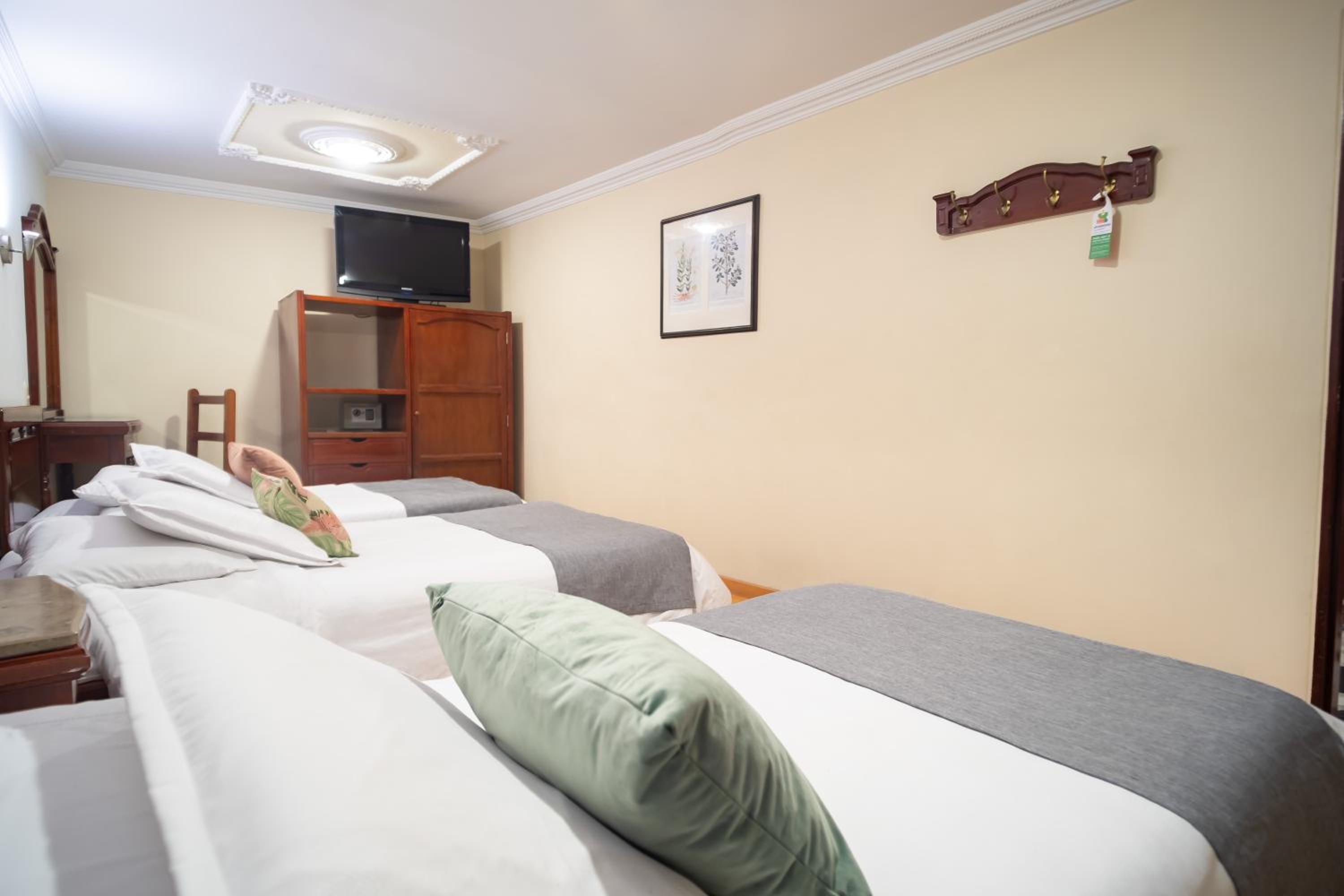 Triple Room photo 2