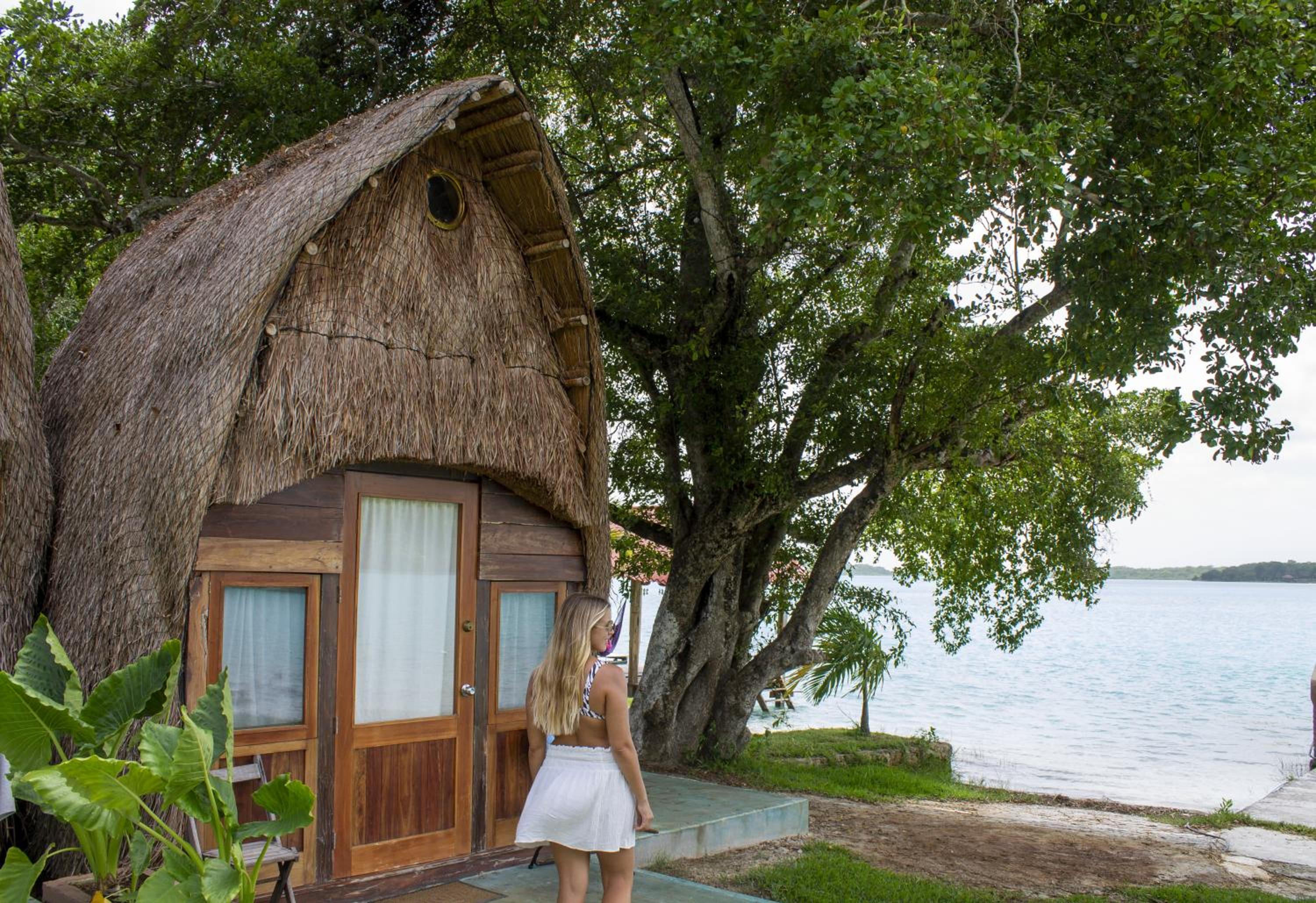 Double Room with Lake View - Photo 3