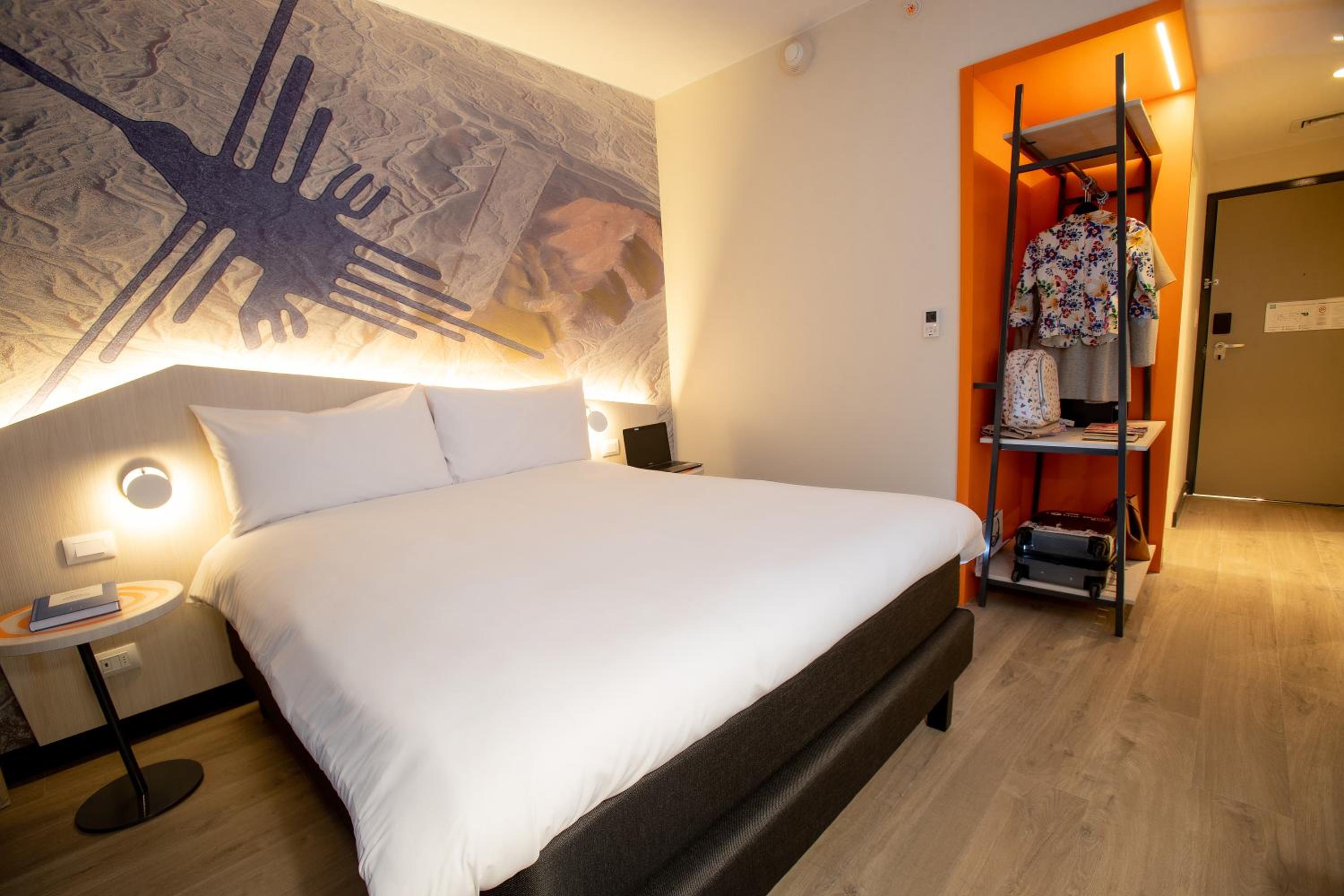 Standard Queen Room - Photo 3