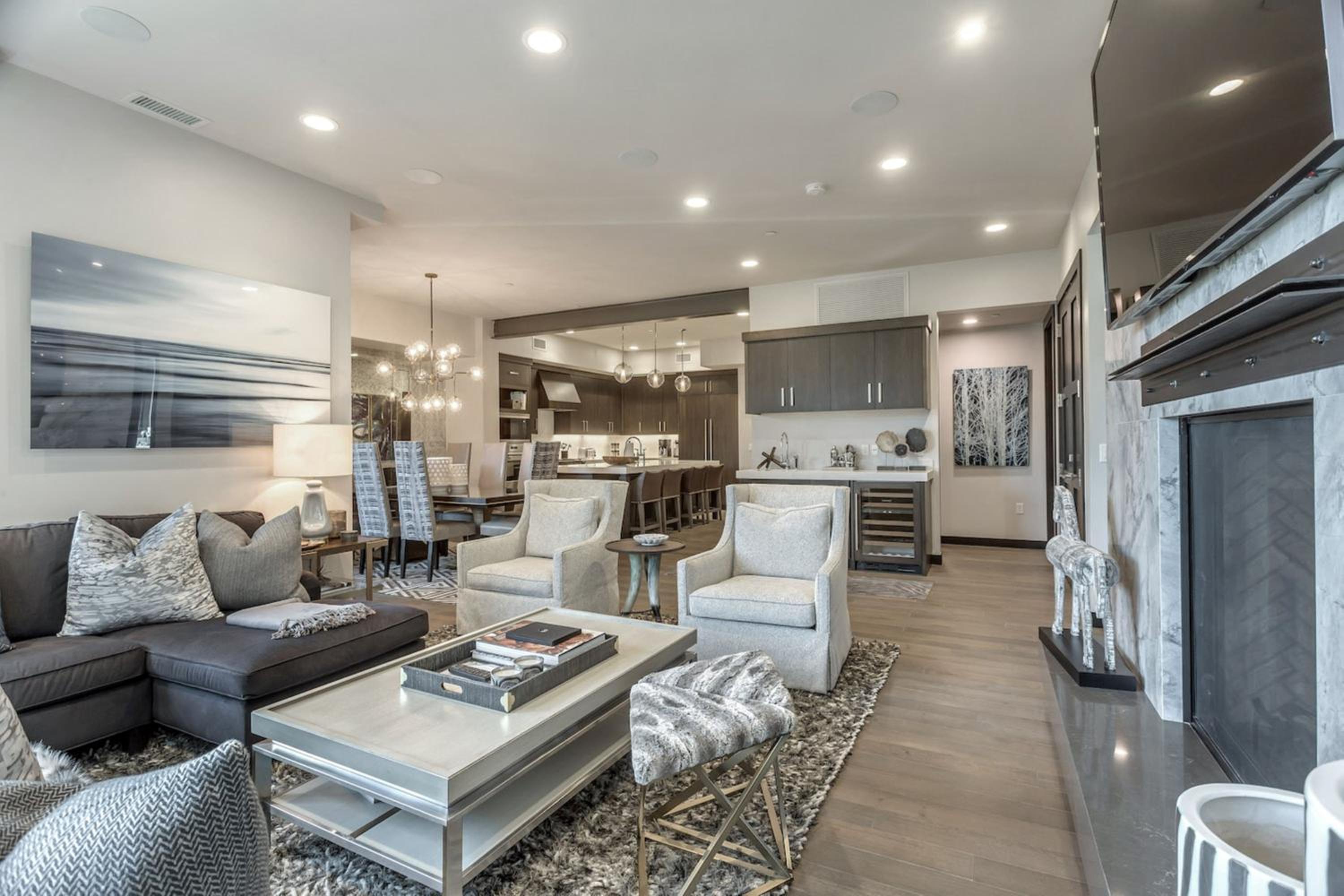 Suite photo 1