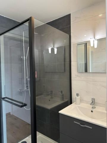 Two-Bedroom Apartment - Photo 14