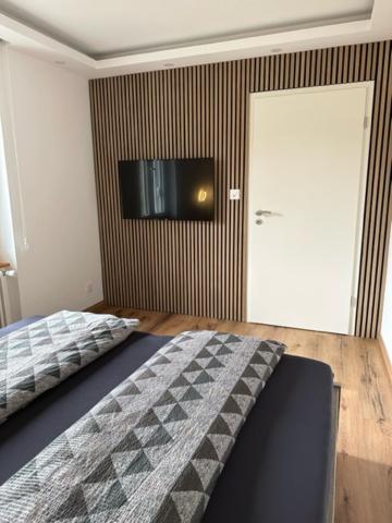 Two-Bedroom Apartment - Photo 4