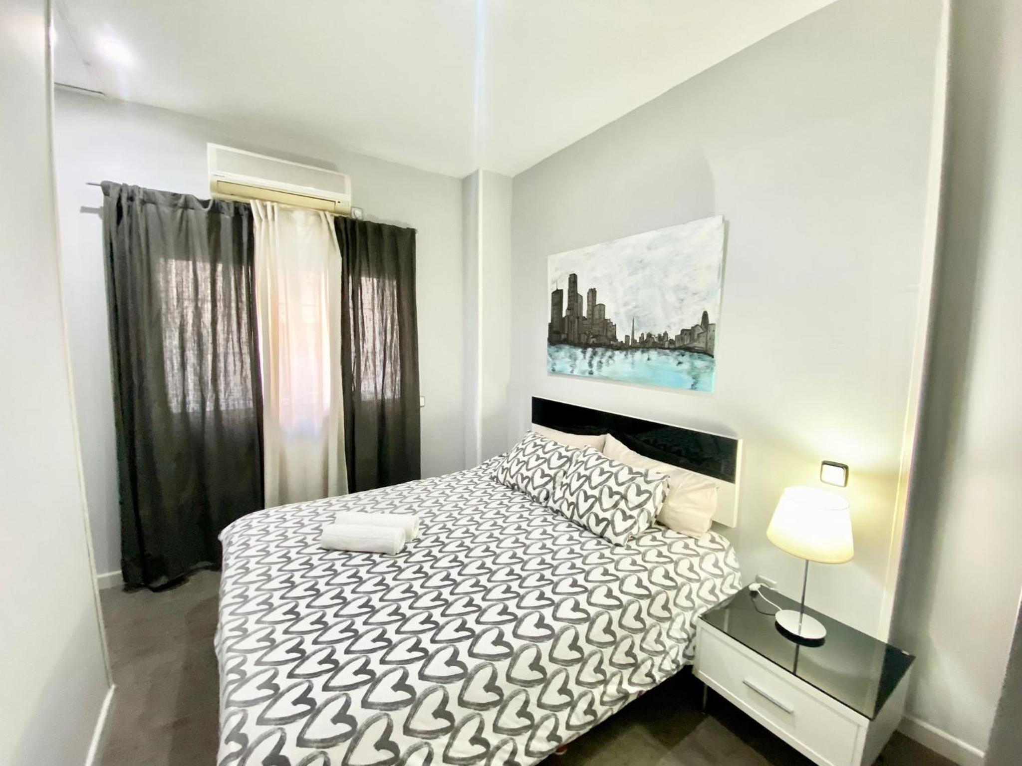 One-Bedroom Apartment - Photo 9